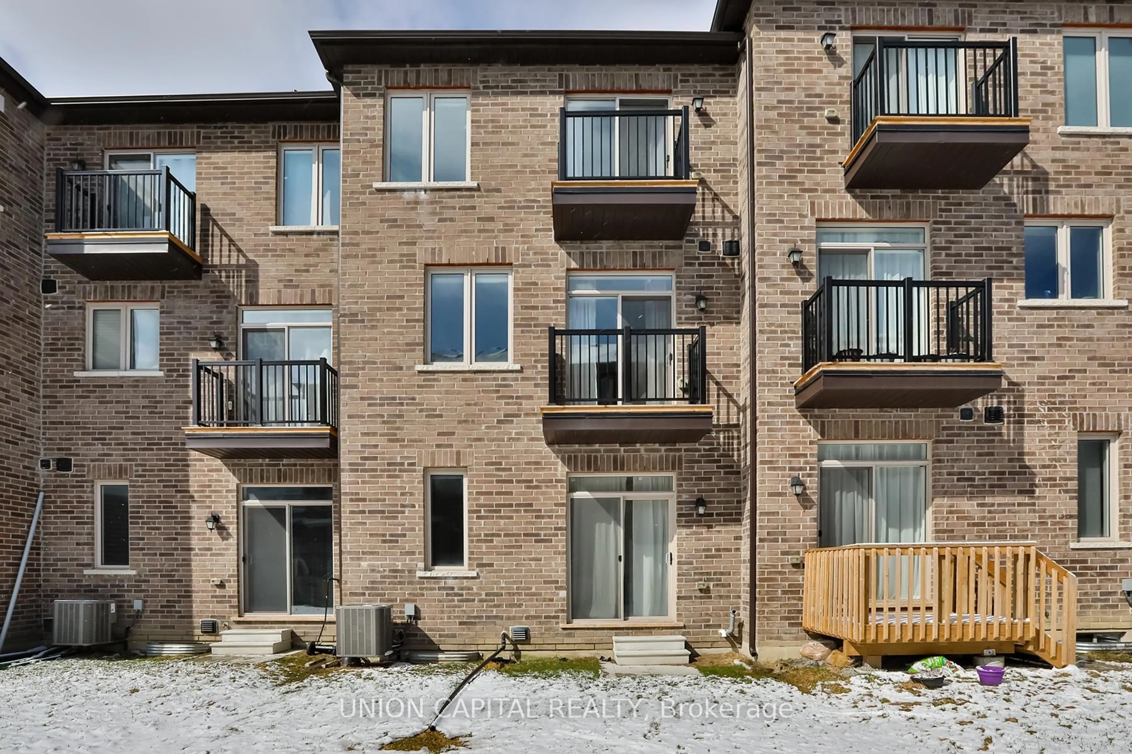 Unknown for 5 Sissons Way, Markham Ontario L6B 1R2