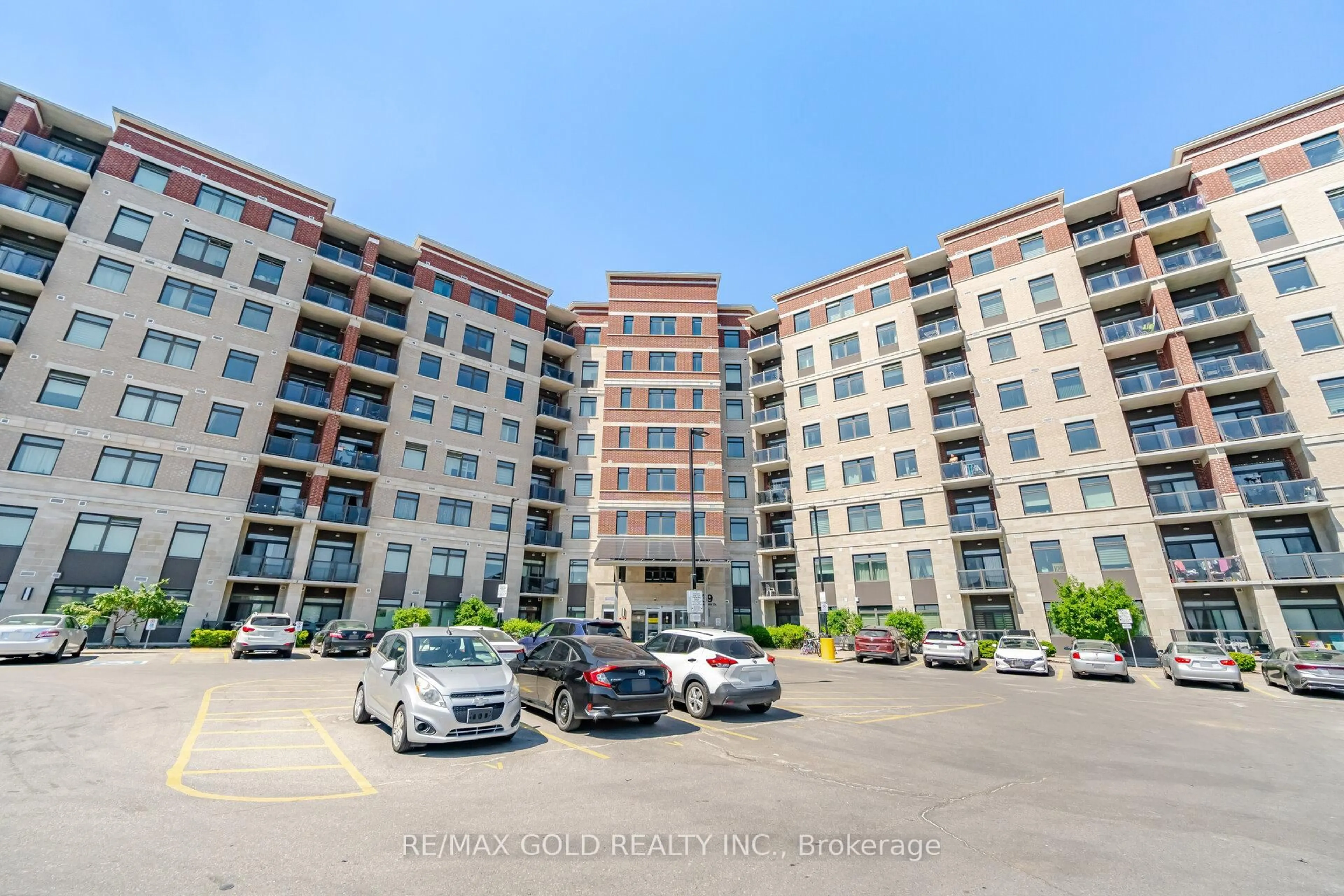 Unknown for 39 New Delhi Dr #601, Markham Ontario L3S 0E1