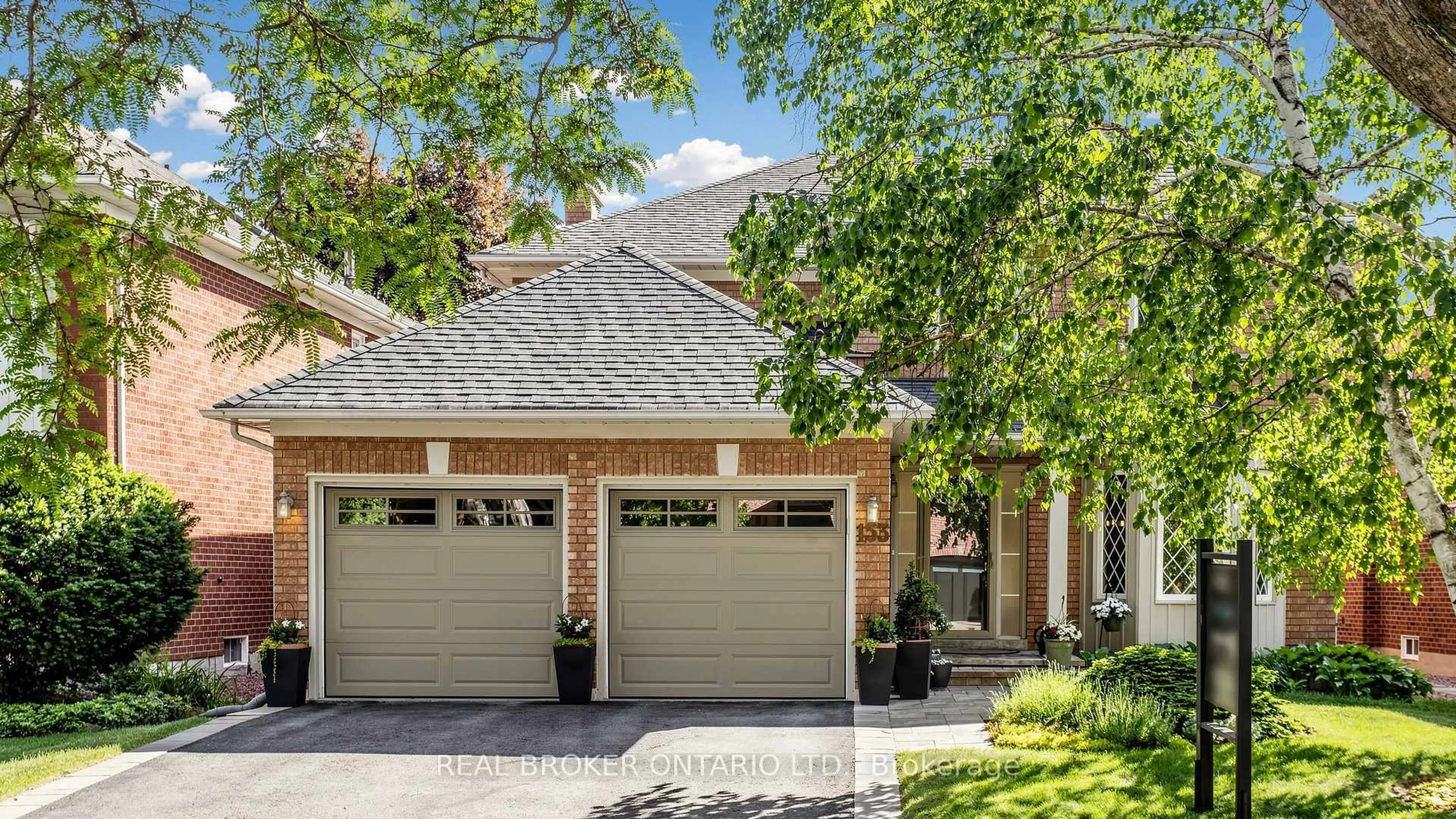 Unknown for 153 Grenadier Cres, Vaughan Ontario L4J 7V6