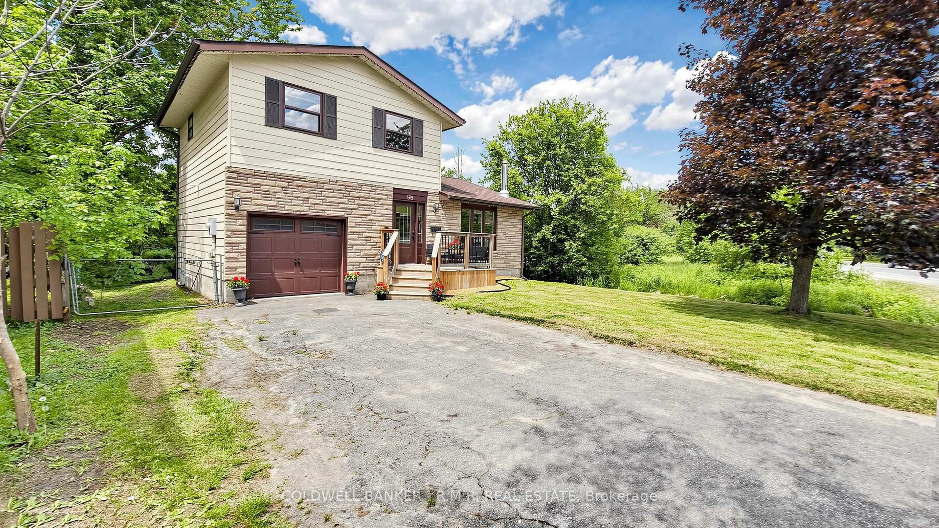 Unknown for 98 Metro Rd, Georgina Ontario L4P 1W2