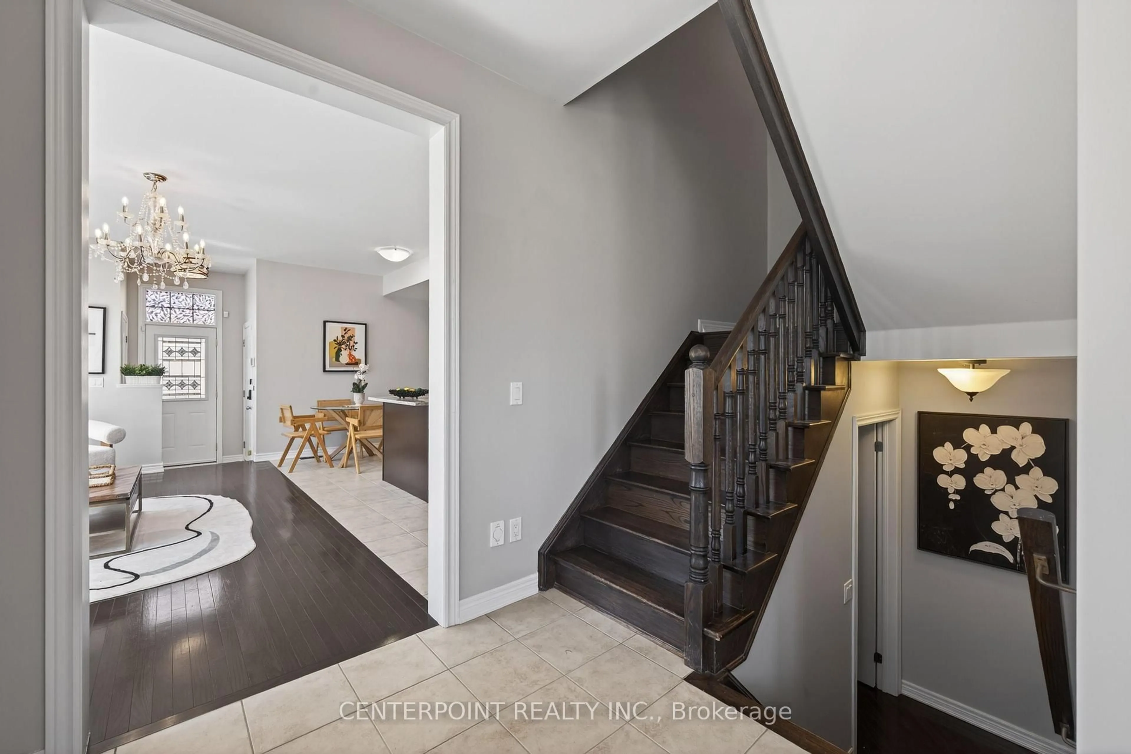 Indoor entryway for 48 Tufo Ave, Markham Ontario L6C 0H8