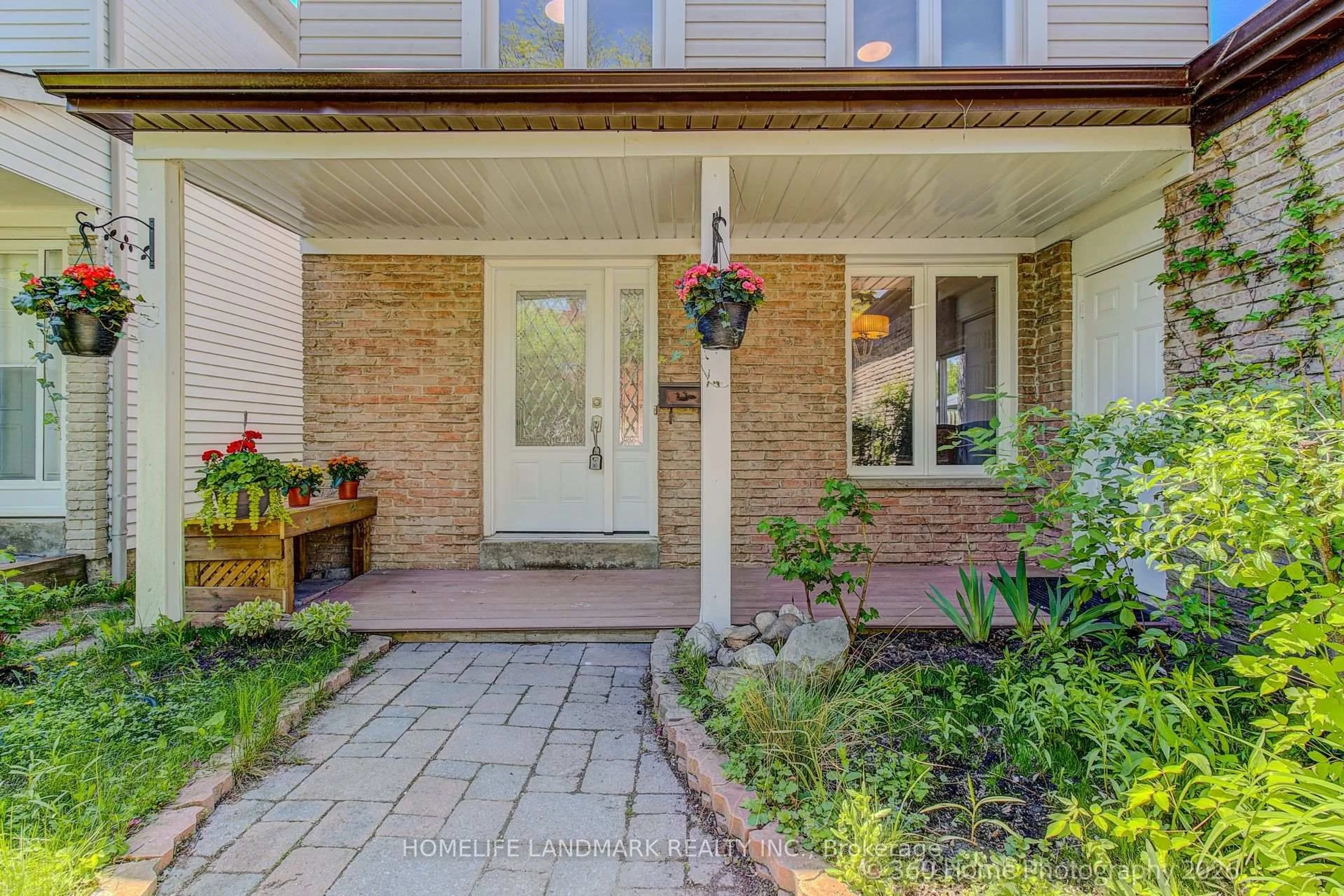 Unknown for 33 kitsilano Cres, Richmond Hill Ontario L4C 5A4