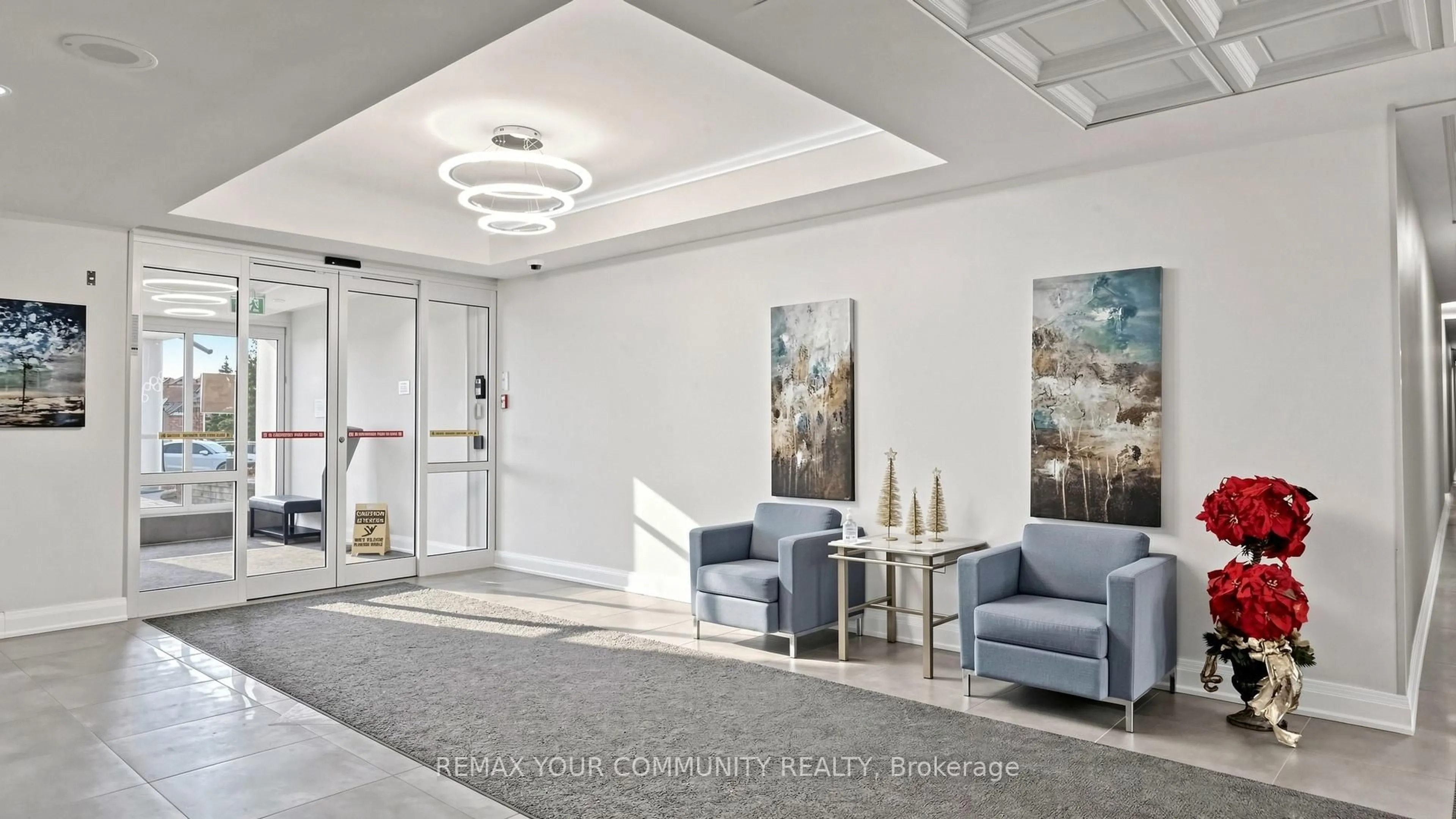 Indoor foyer for 20 Harding Blvd #1109, Richmond Hill Ontario L4C 9M3