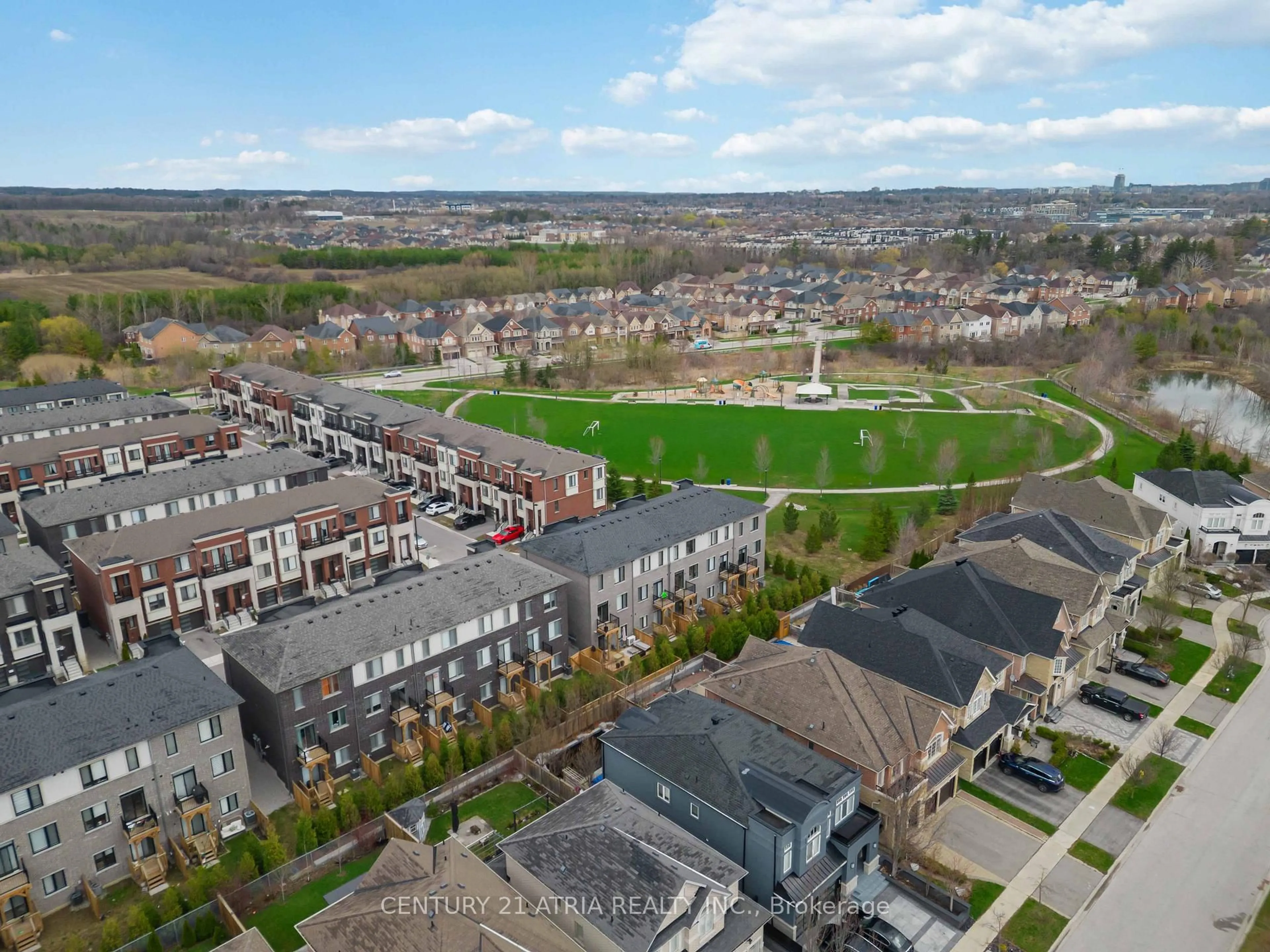 A pic from outside/outdoor area/front of a property/back of a property/a pic from drone, unknown for 133 Rattenbury Rd, Vaughan Ontario L6A 5C6
