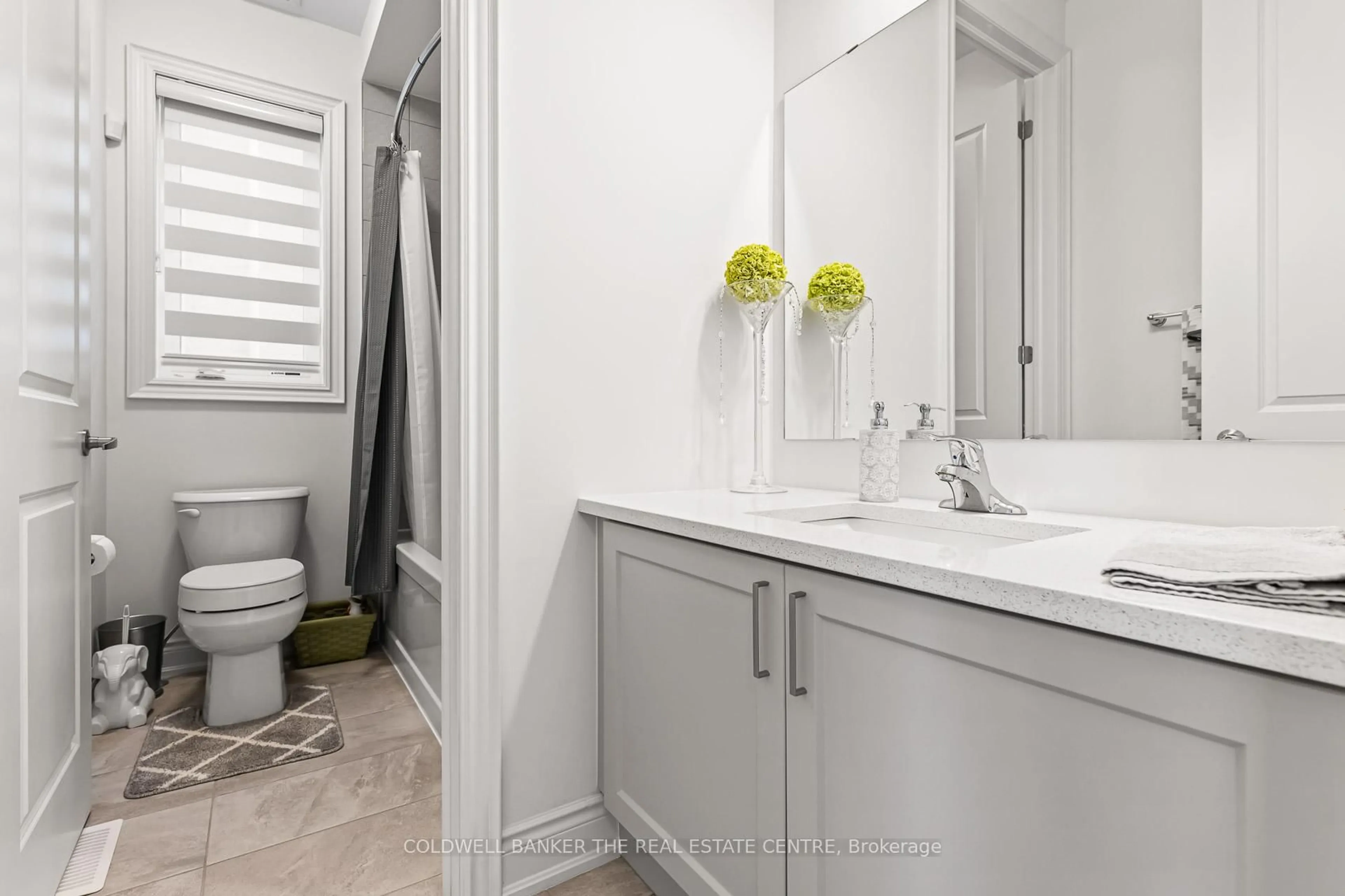 Standard bathroom, ceramic/tile floor for 28 Bellflower Cres, Adjala-Tosorontio Ontario L0G 1W0