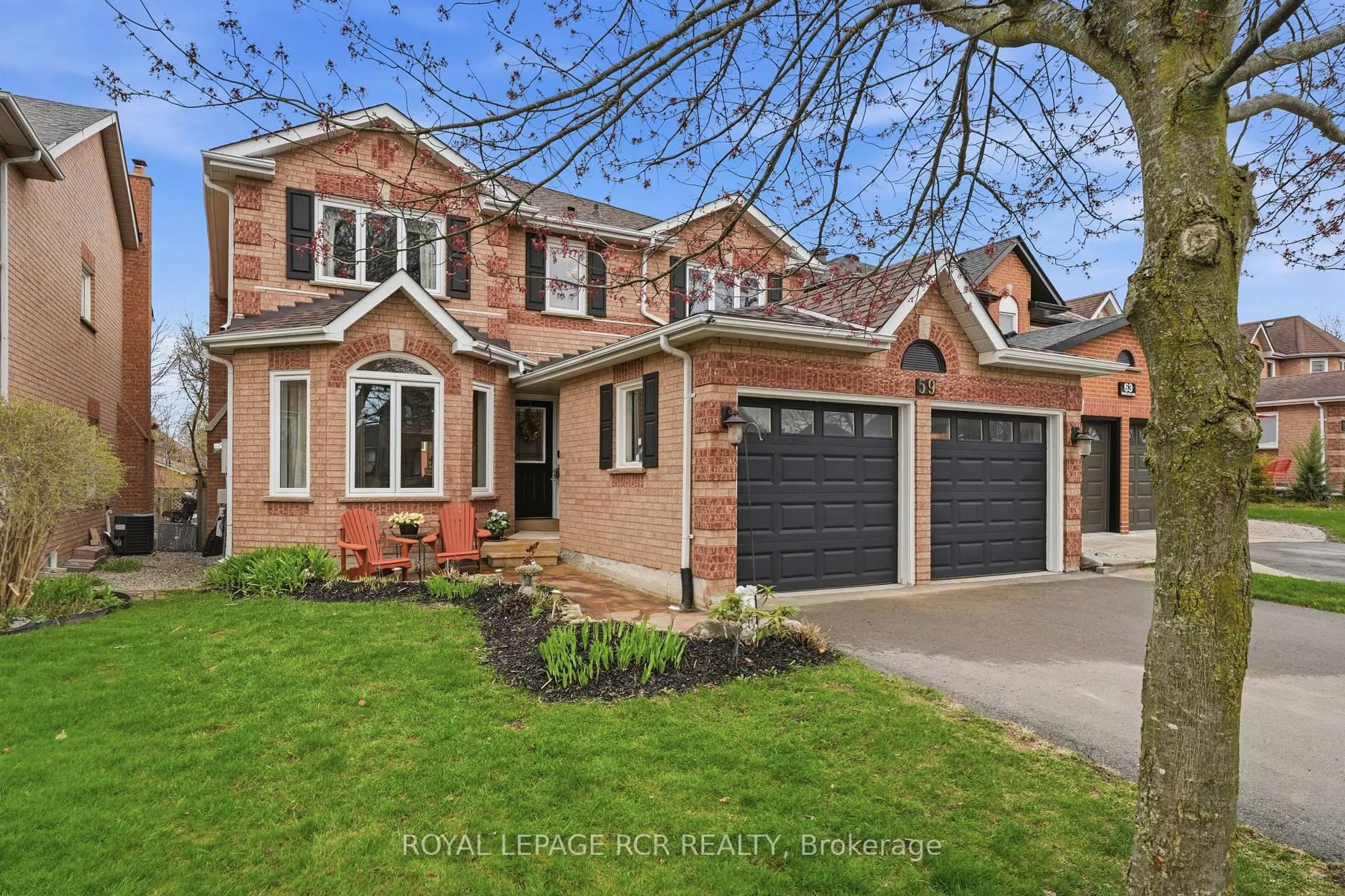 Home with brick exterior material, street for 59 Dawlish Ave, Aurora Ontario L4G 6R4