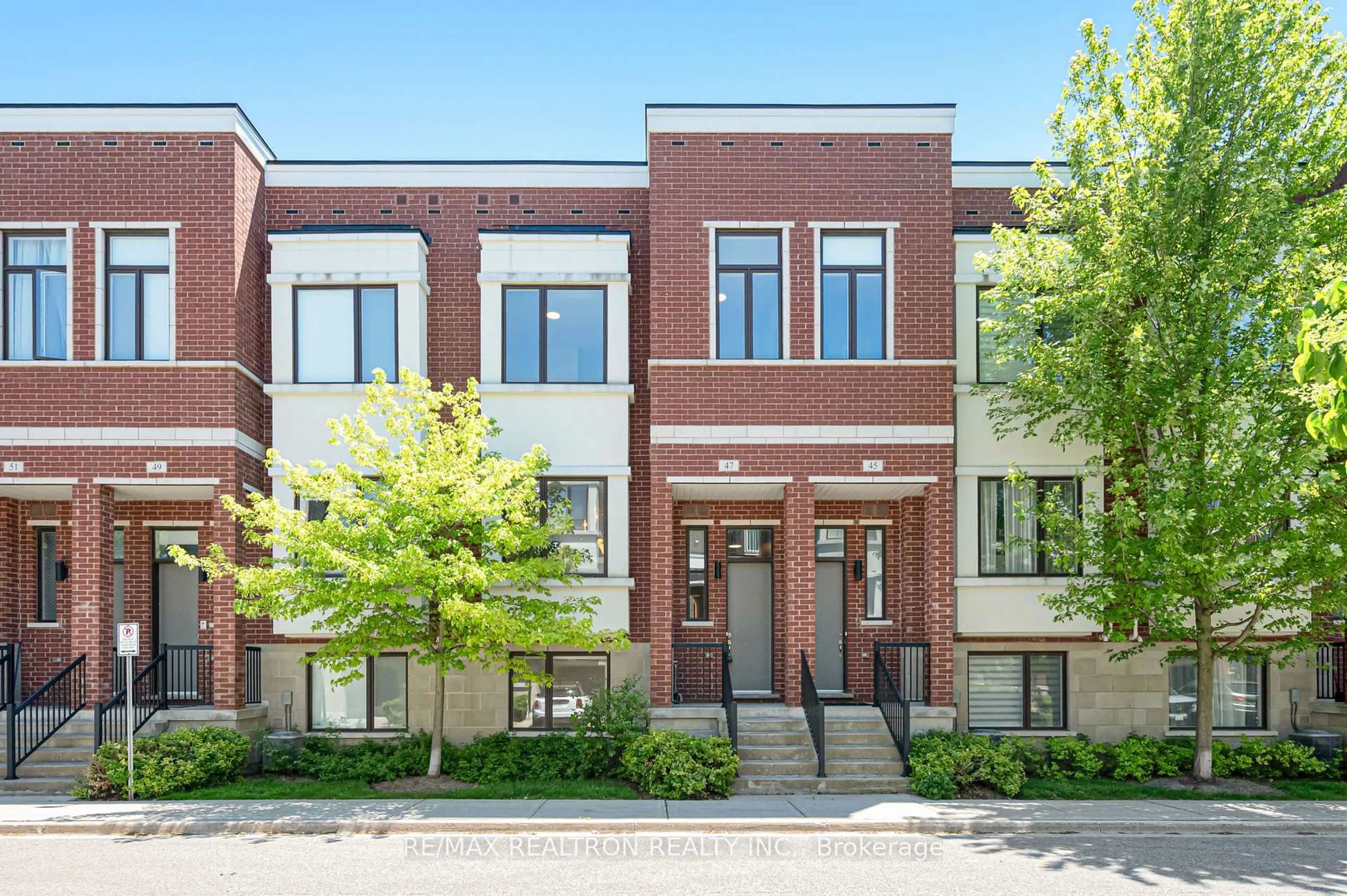 Home with brick exterior material, street for 47 Lafferty Lane, Richmond Hill Ontario L4C 0Z8