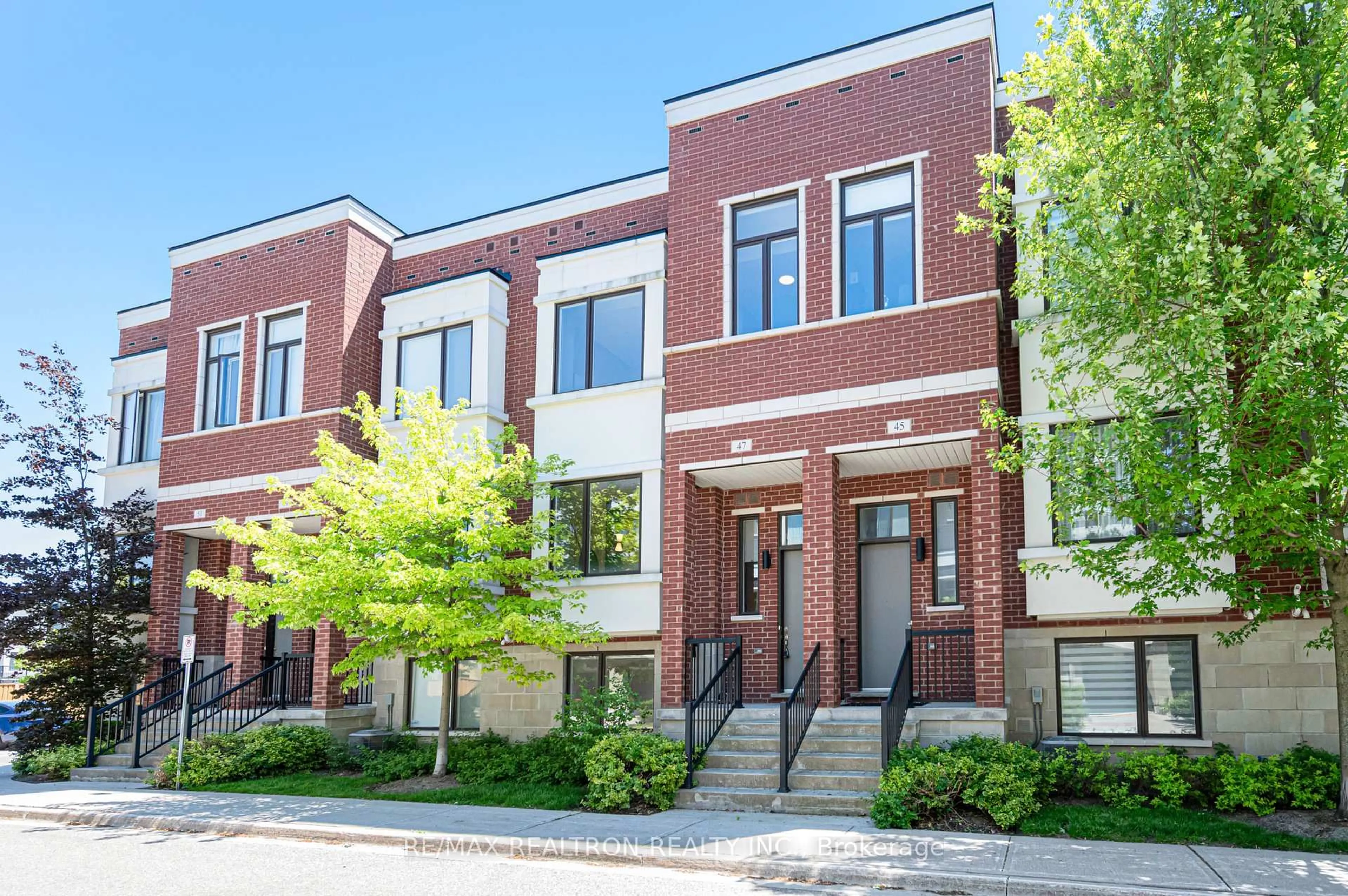 Home with brick exterior material, street for 47 Lafferty Lane, Richmond Hill Ontario L4C 0Z8