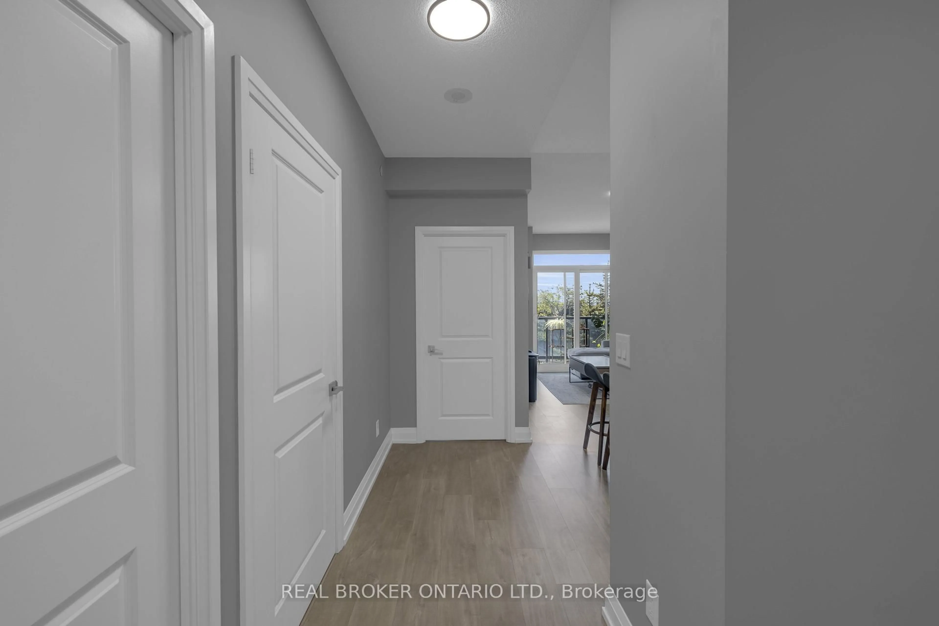 Indoor entryway for 3600 Highway 7 Ave #407, Vaughan Ontario L4L 0G7