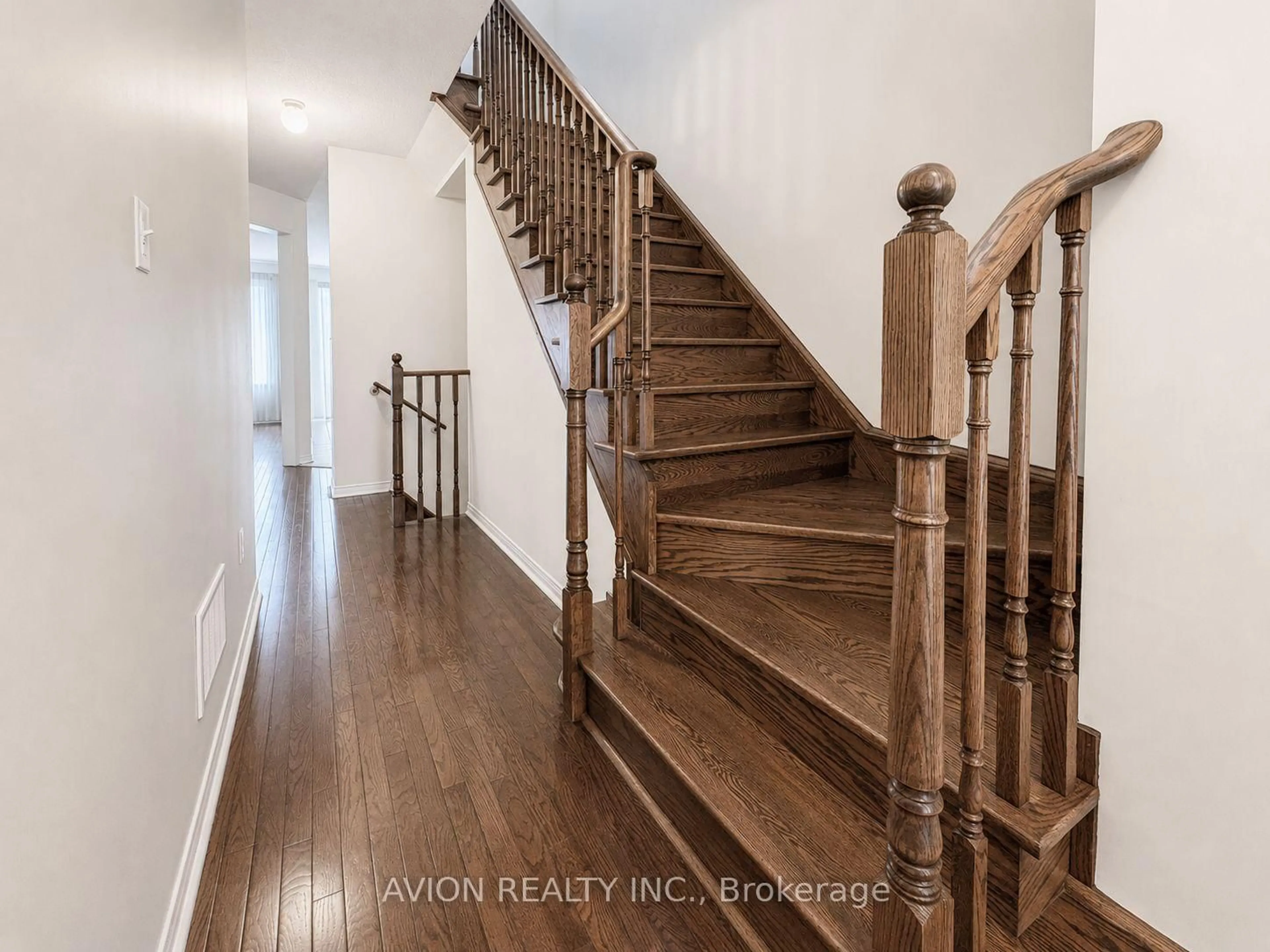 Unknown for 62 Coleluke Lane, Markham Ontario L3S 0B7