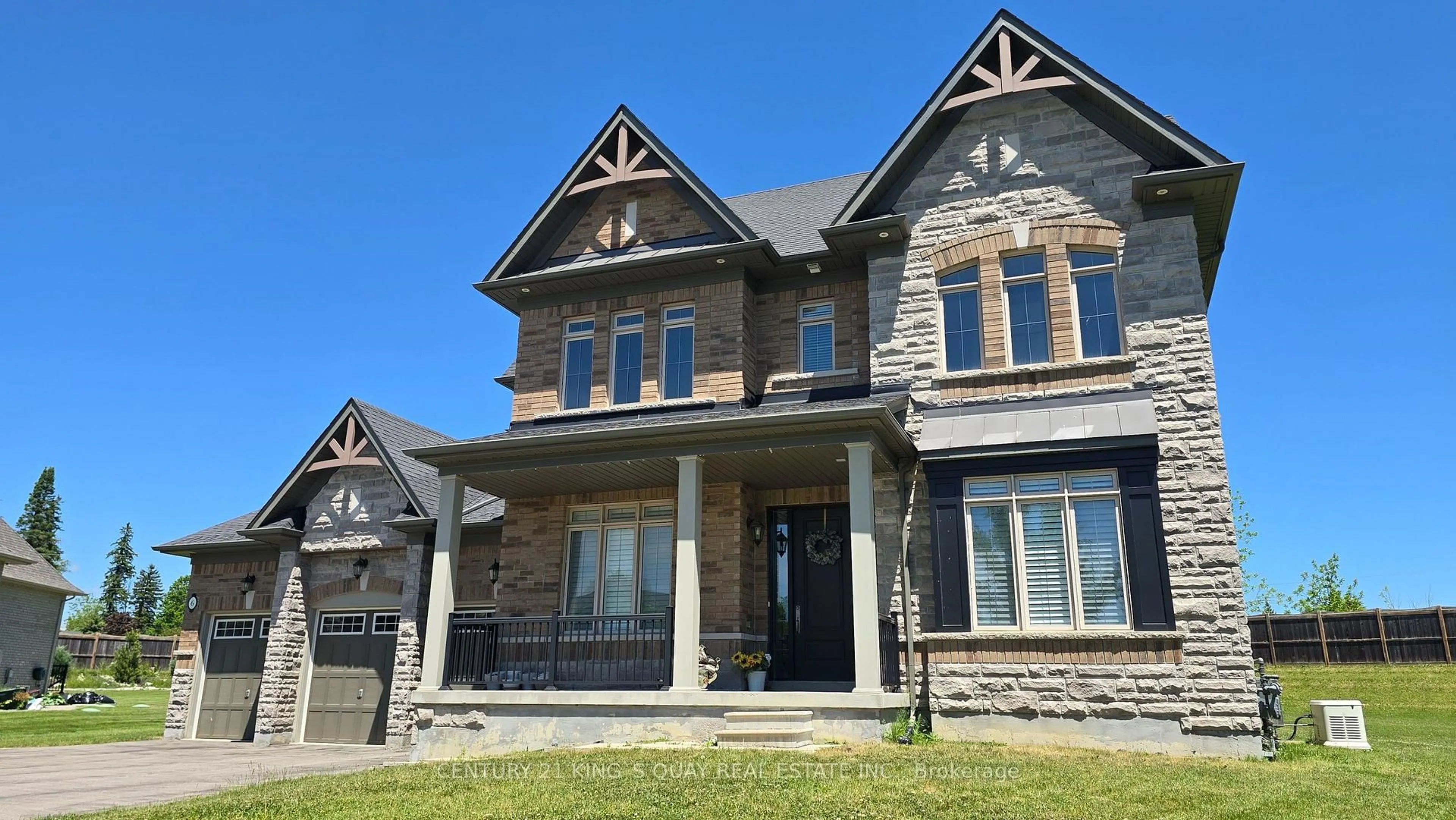 Home with brick exterior material, building for 6 Kingstree Crt, Whitchurch-Stouffville Ontario L4A 0G9