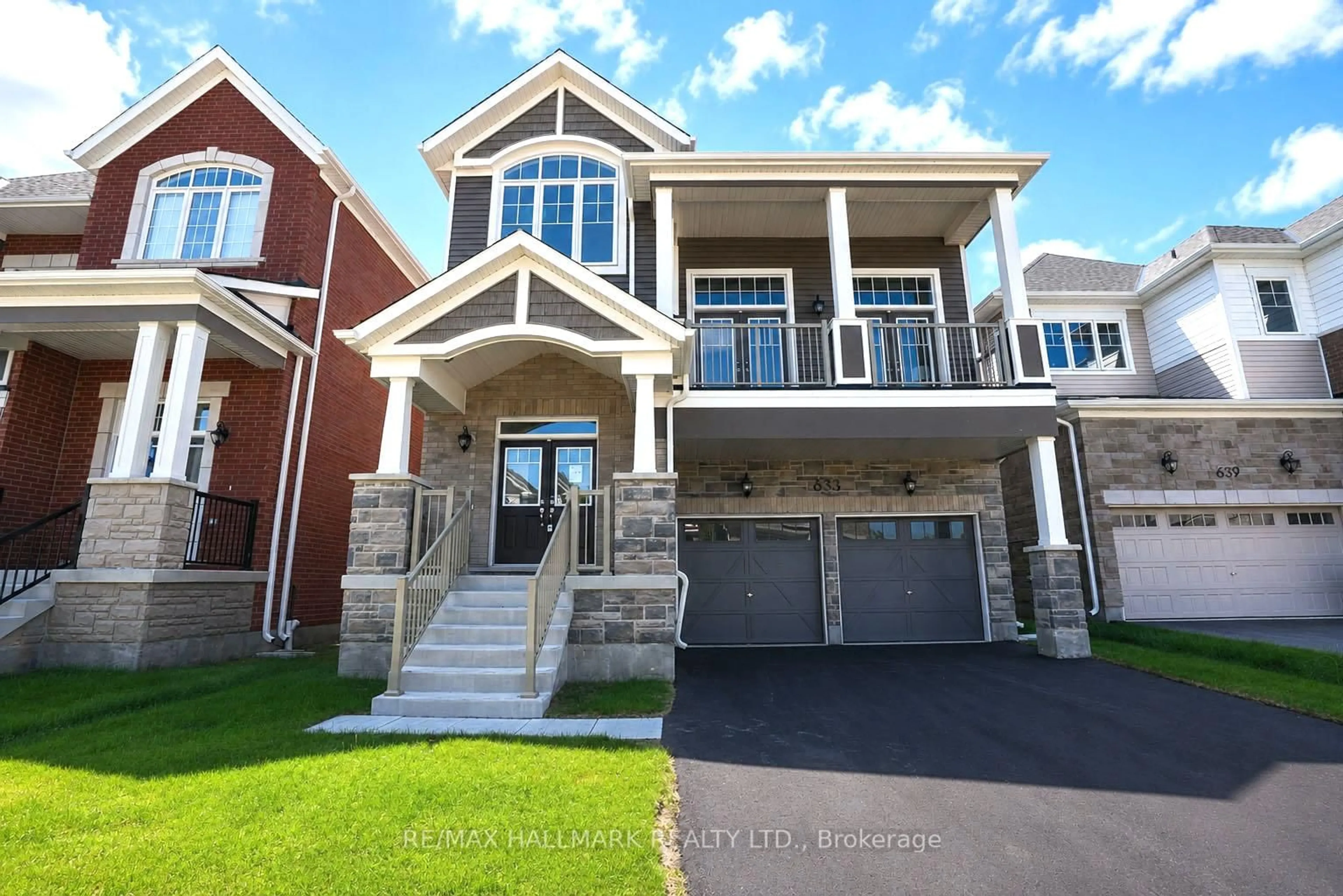 Home with brick exterior material, street for 633 Mika St, Innisfil Ontario L9S 0R9