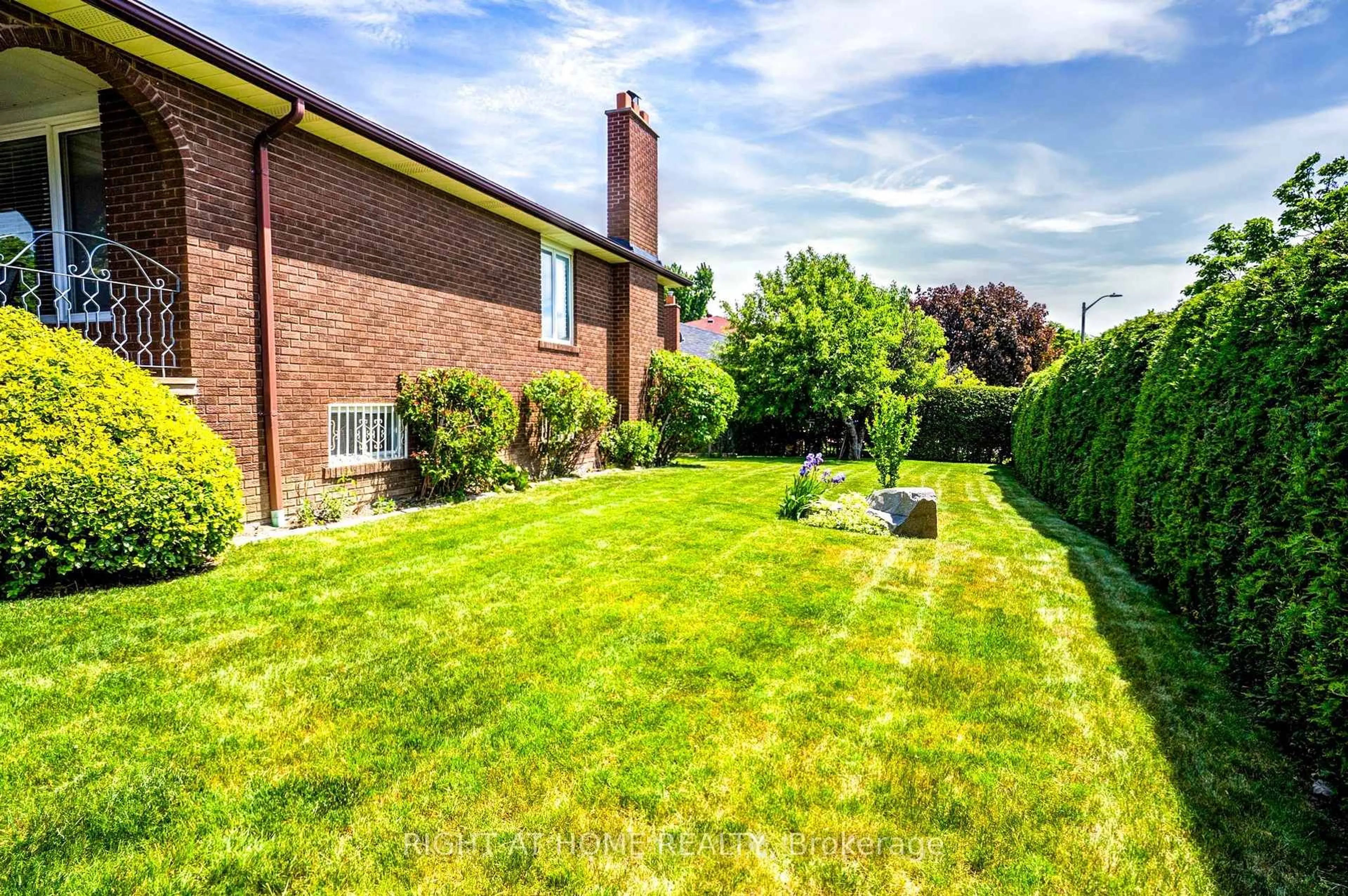Home with brick exterior material, street for 149 Jeanne Dr, Vaughan Ontario L4L 1X8