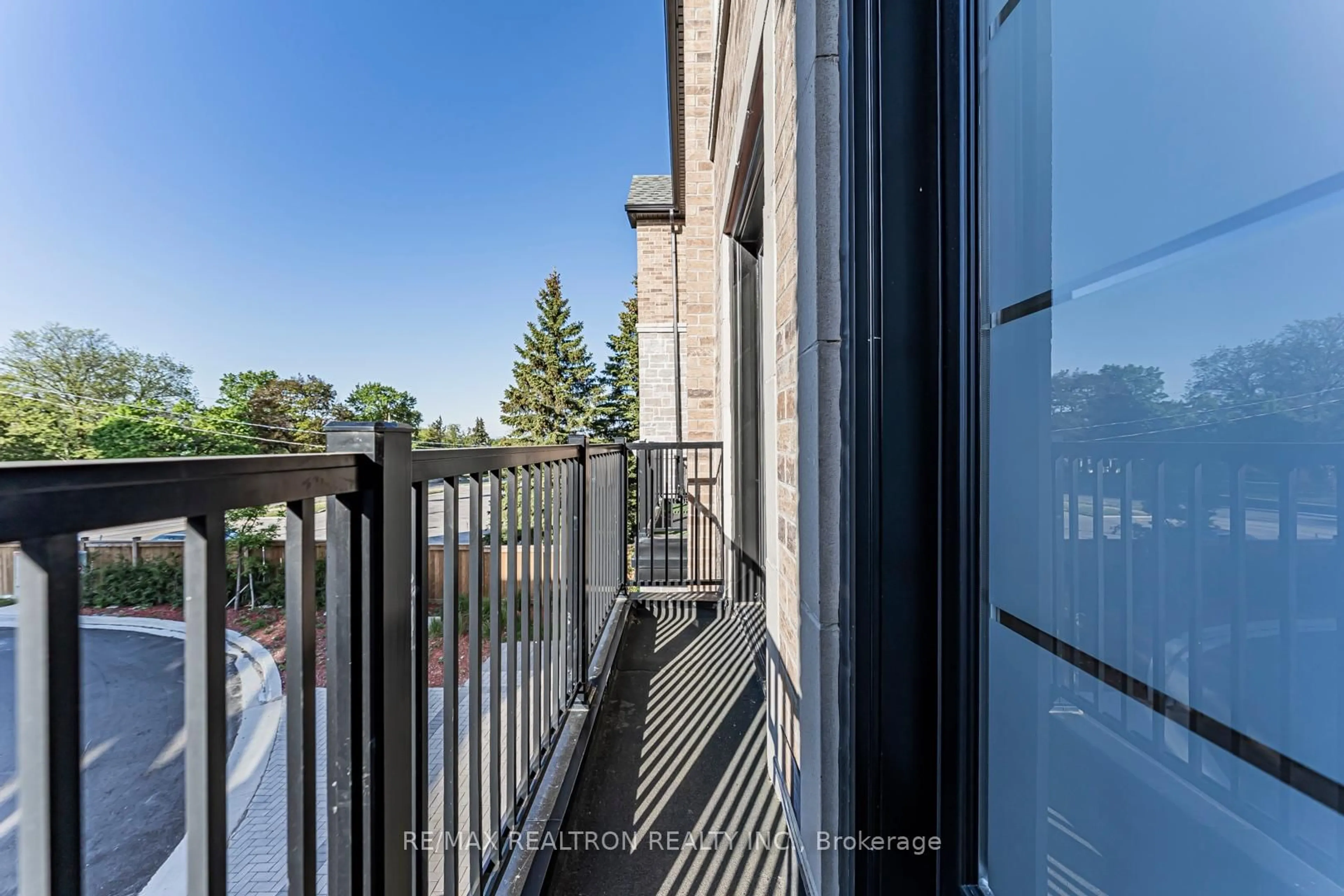 Balcony in the apartment, street for 260 Eagle St #26, Newmarket Ontario L3Y 1K1