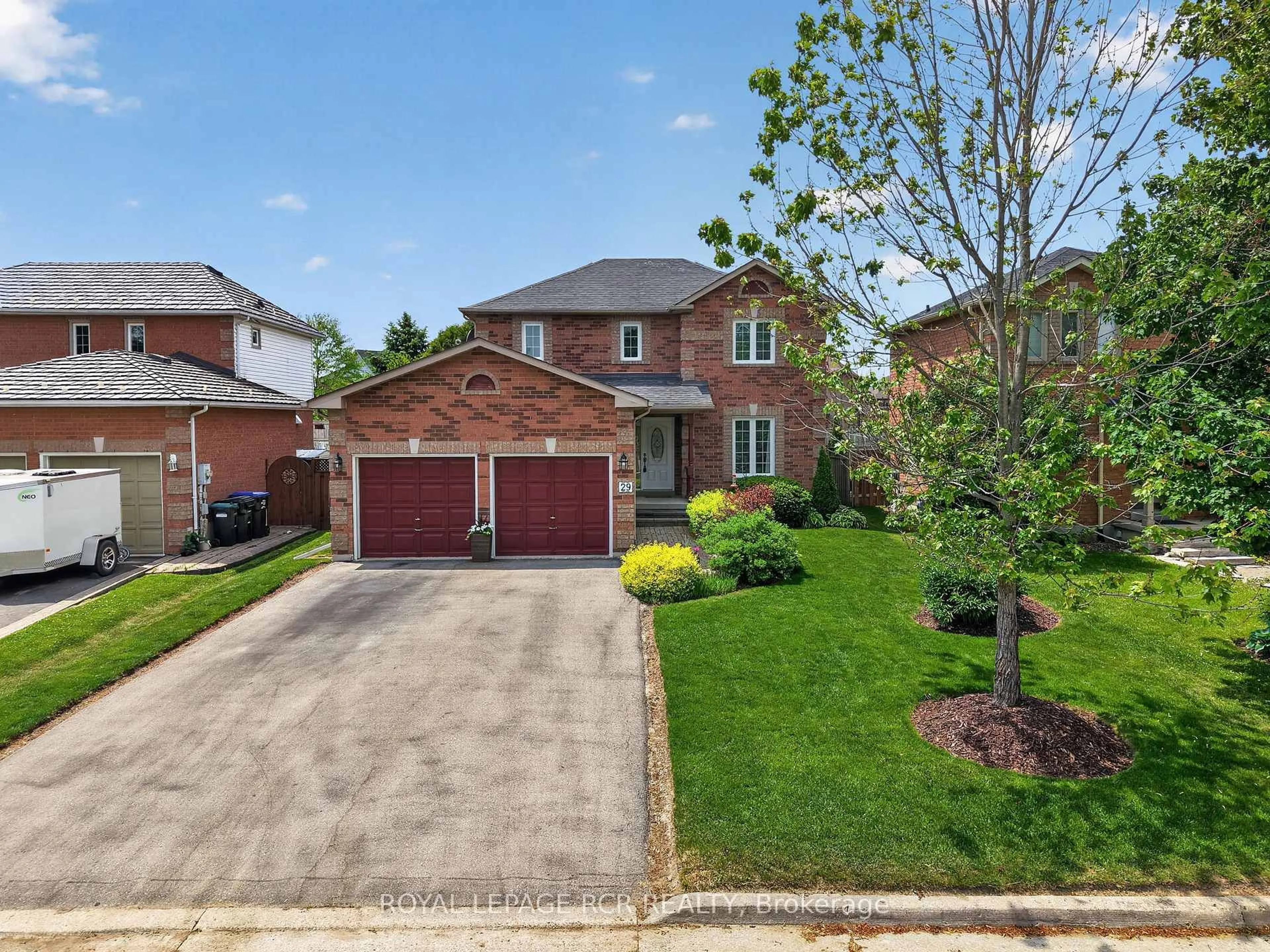 Home with brick exterior material, street for 29 McCullough Ave, New Tecumseth Ontario L0G 1A0
