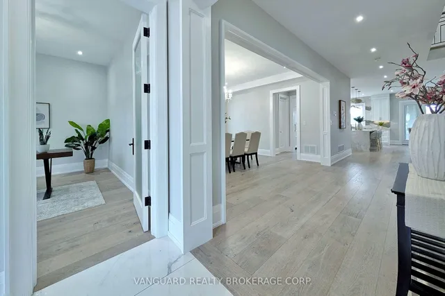 7 Houston Rd, Vaughan 4