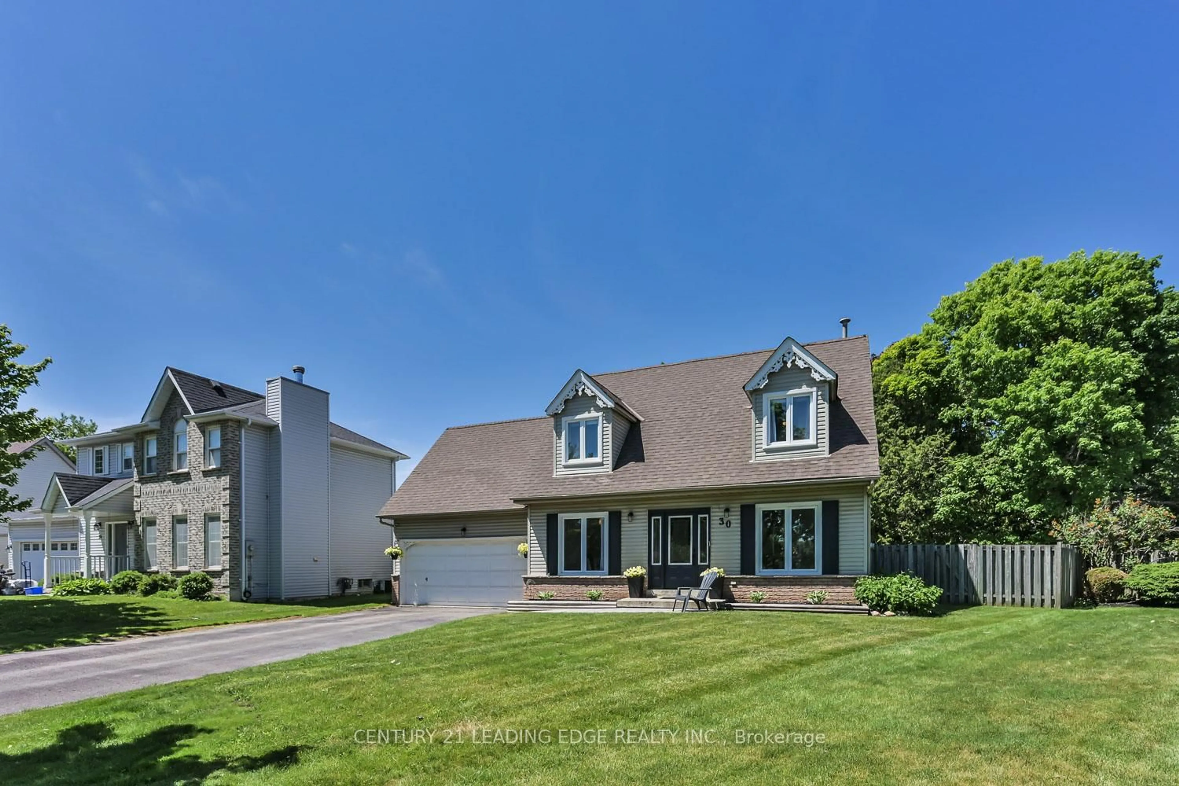 Unknown for 30 McGuire Cres, Uxbridge Ontario L9P 1G7