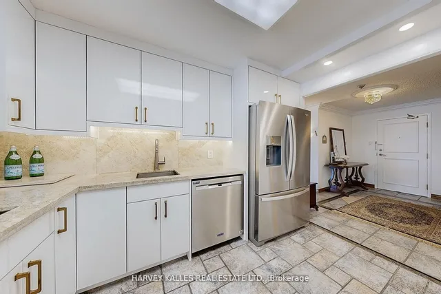 7300 Yonge St #311, Vaughan 5