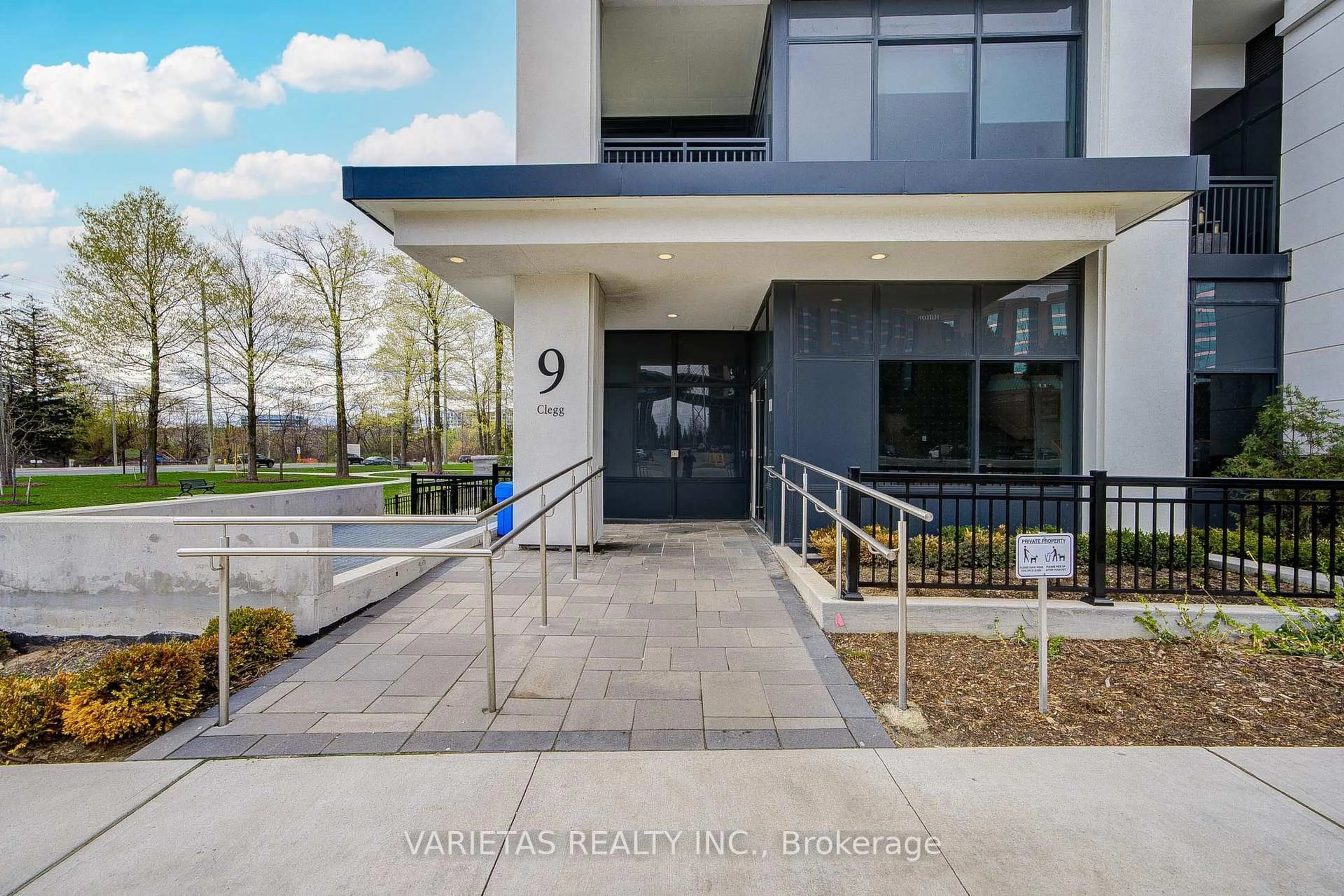 Unknown for 9 Clegg Rd #101, Markham Ontario L6G 0H3