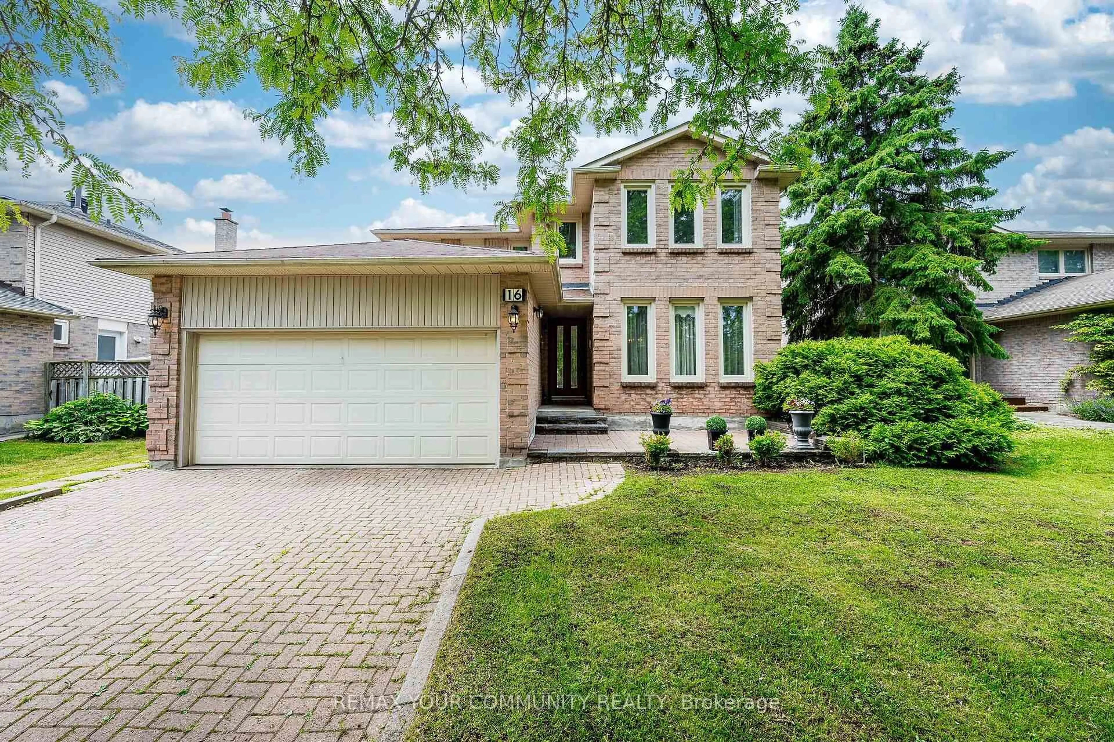 Home with brick exterior material, street for 16 Valleyview Rd, Markham Ontario L3T 6X5