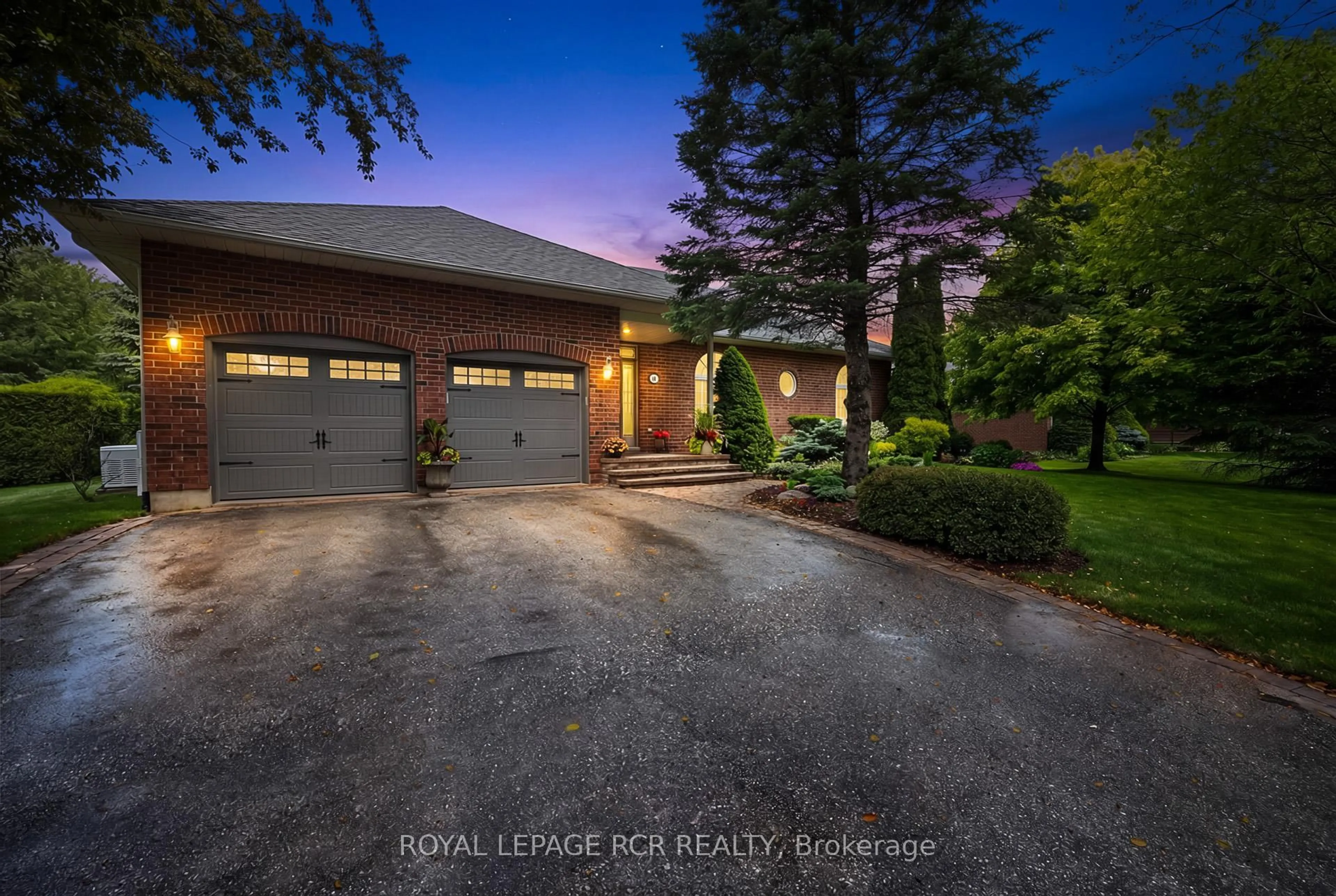Unknown for 14 Tranmer Rd, Whitchurch-Stouffville Ontario L4A 3J1