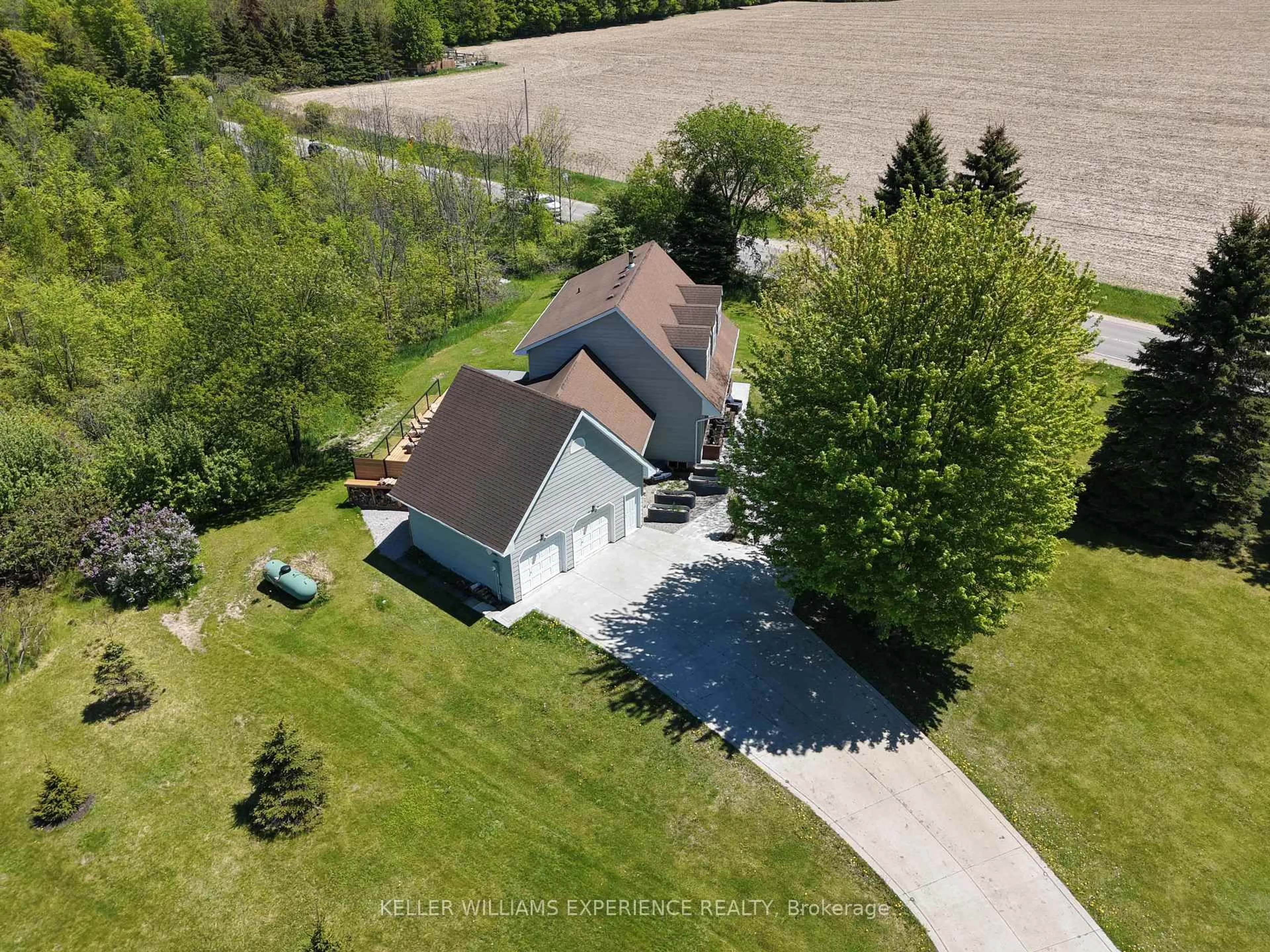 A pic from outside/outdoor area/front of a property/back of a property/a pic from drone, unknown for 2 Algonquin Heights Crt, Essa Ontario L0L 2N0