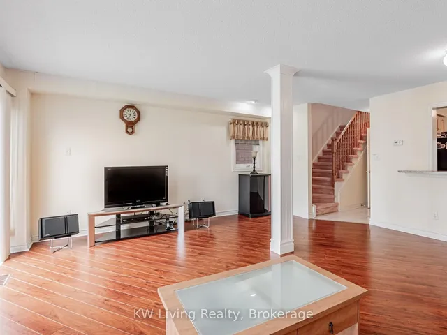 253 Milliken Meadows Dr, Markham 2
