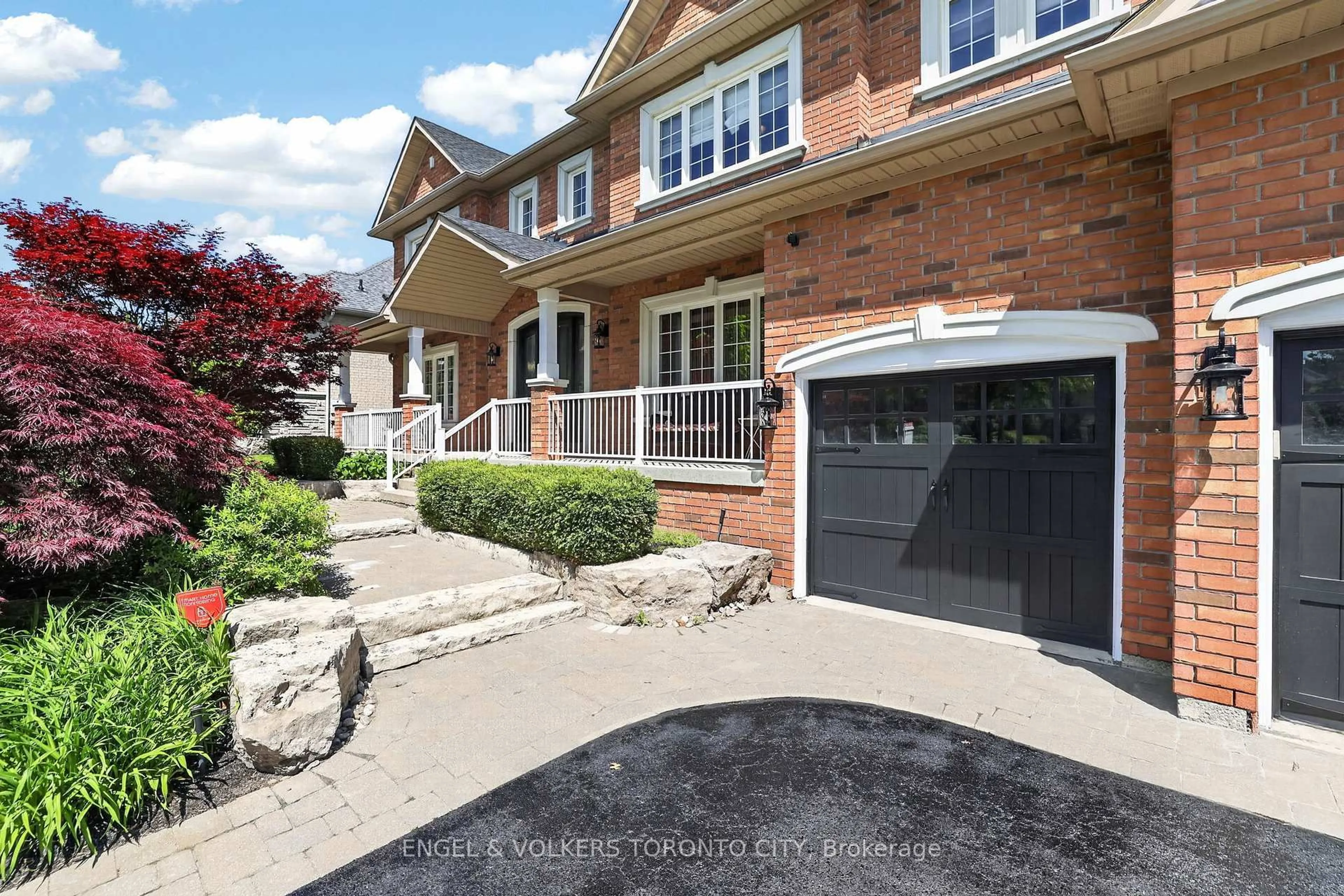 Home with brick exterior material, street for 8 Duncton Wood Cres, Aurora Ontario L4G 7T4