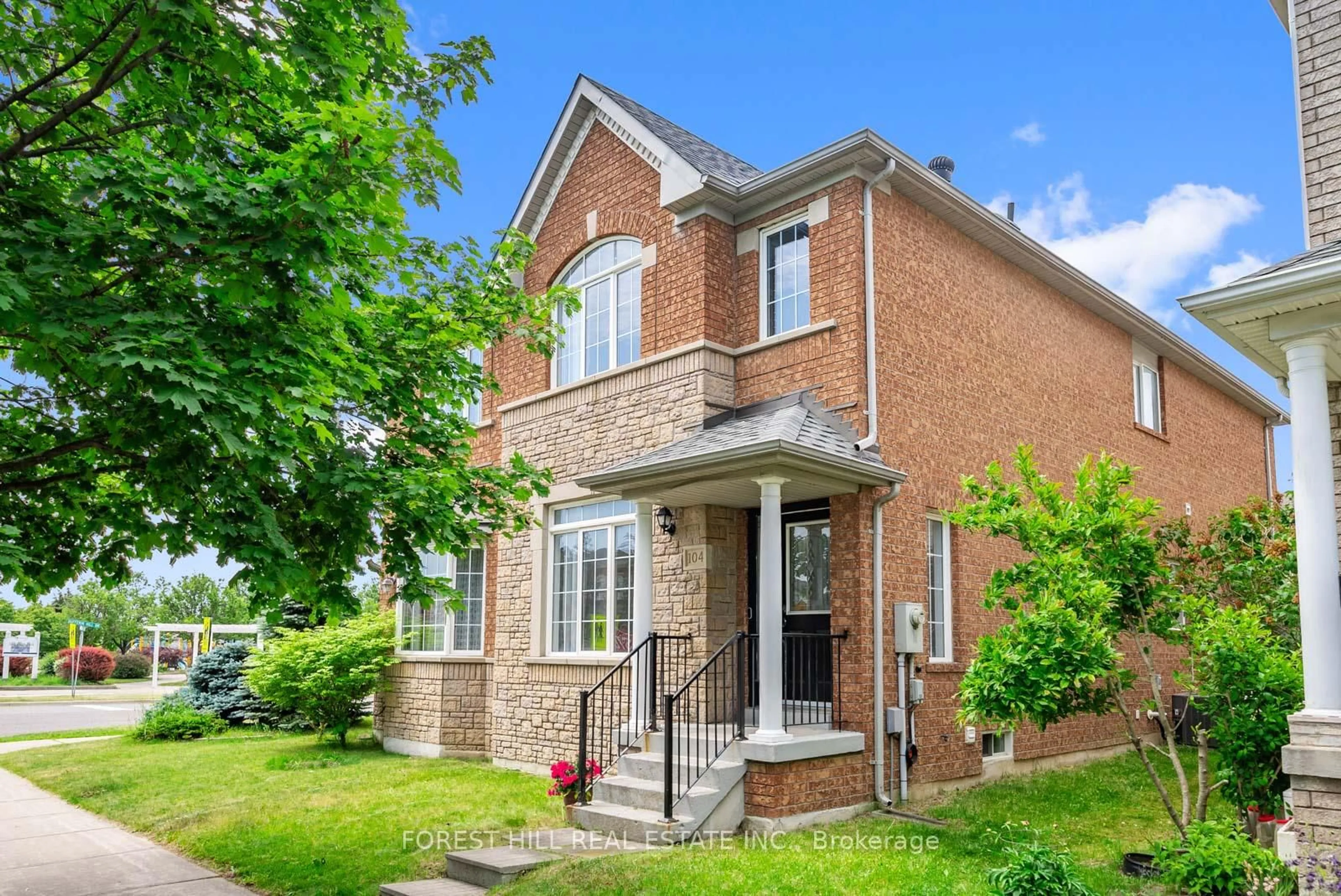 Home with brick exterior material, street for 104 Forest Run Blvd, Vaughan Ontario L4K 5H2