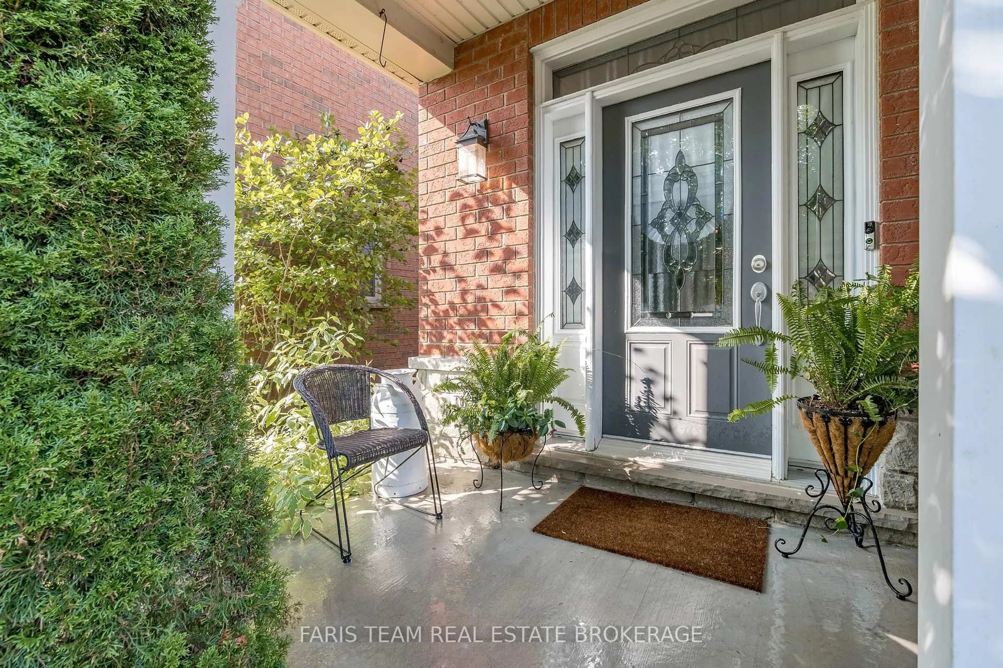 Indoor entryway for 64 Milligan St, Bradford West Gwillimbury Ontario L3Z 0A5