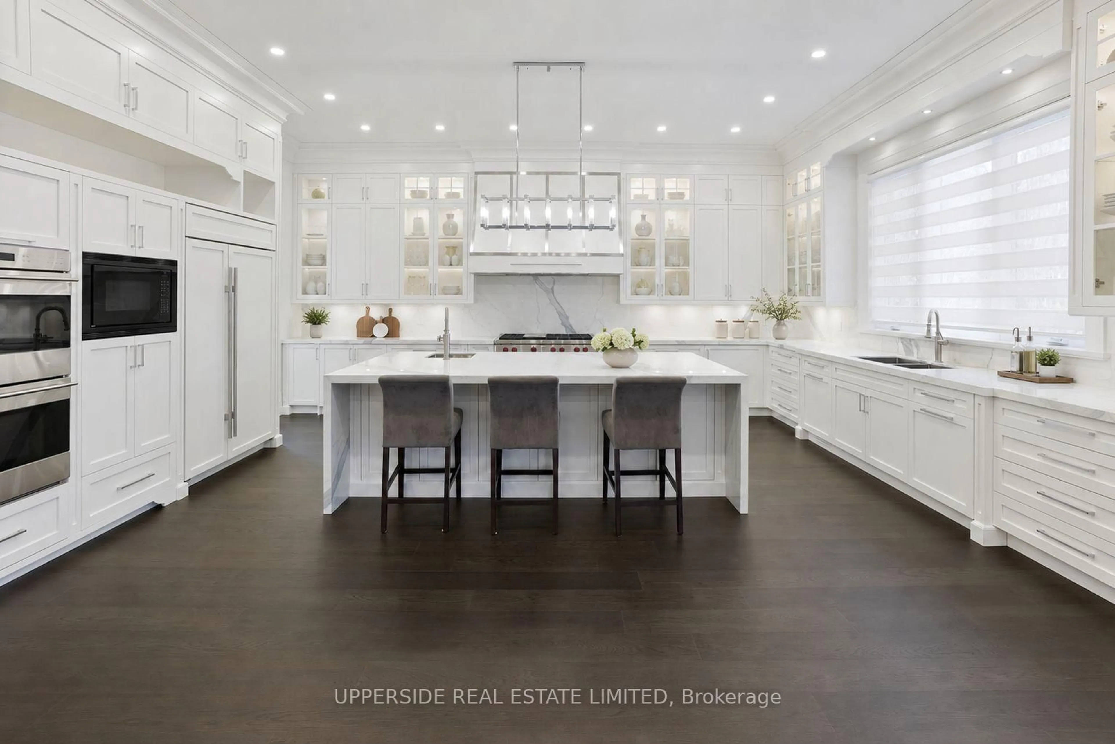 Open concept kitchen, unknown for 28 Thornridge Dr, Vaughan Ontario L4J 1C6