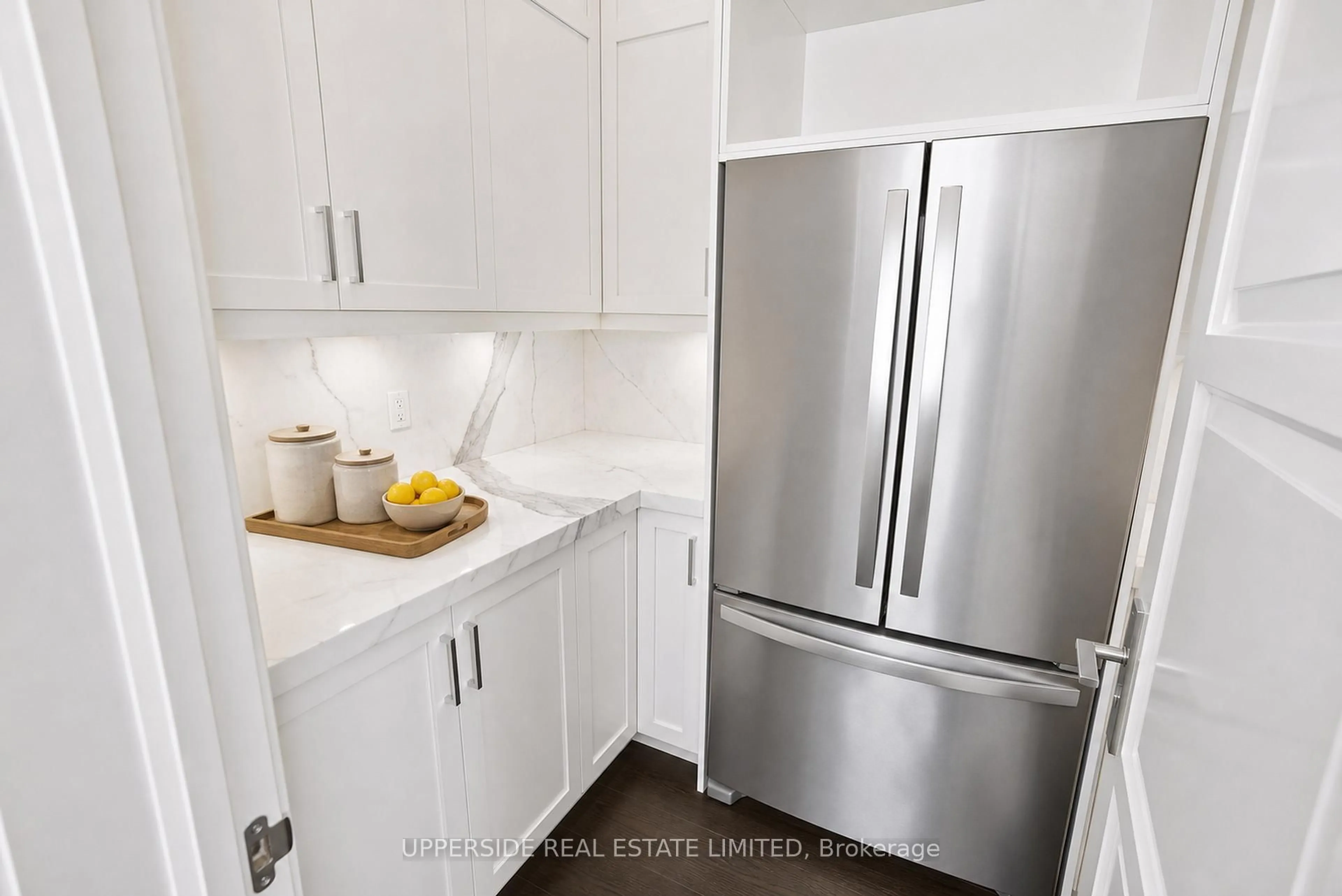 Unknown for 28 Thornridge Dr, Vaughan Ontario L4J 1C6