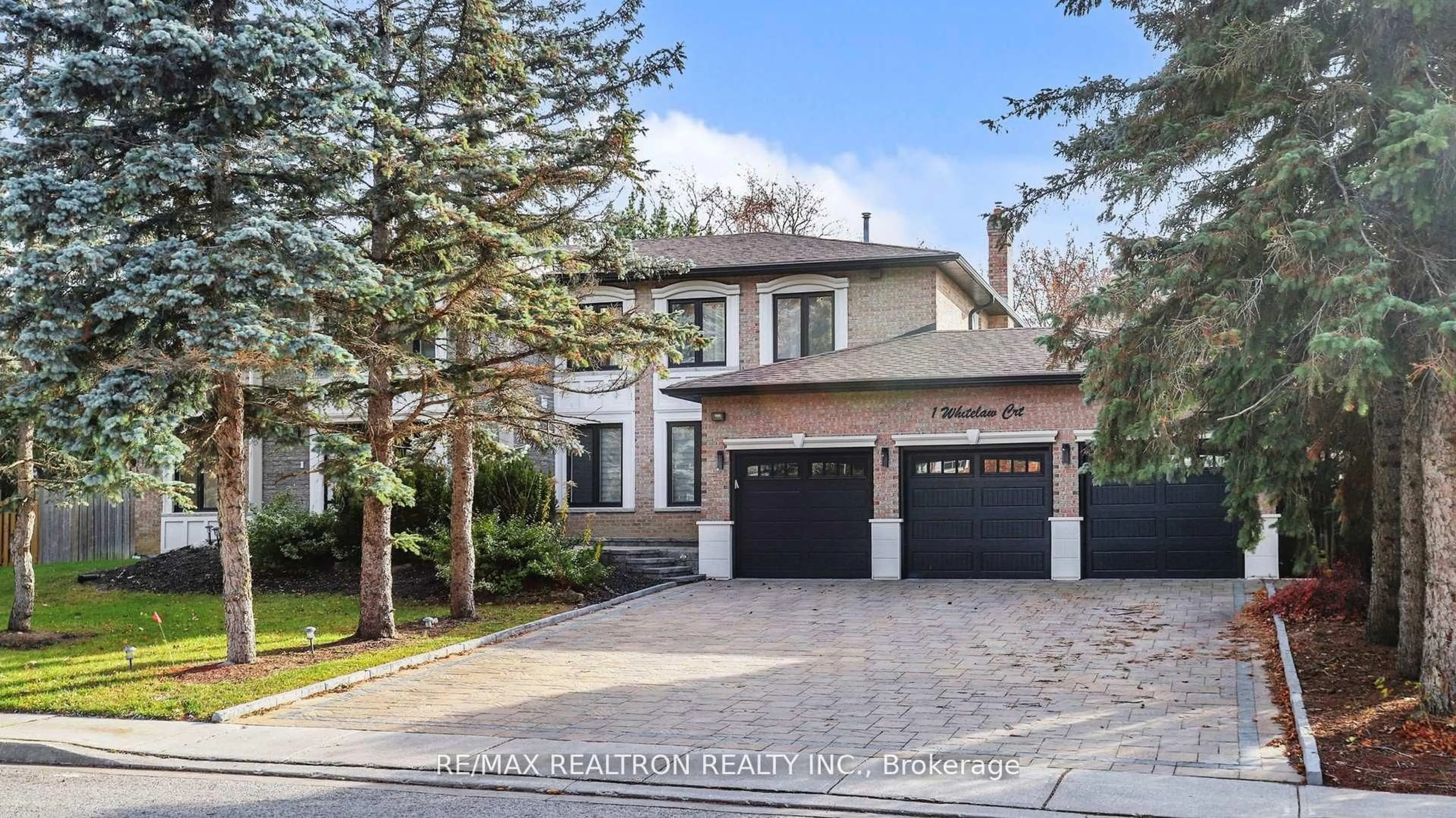 Home with brick exterior material, street for 1 Whitelaw Crt, Markham Ontario L3T 5E6