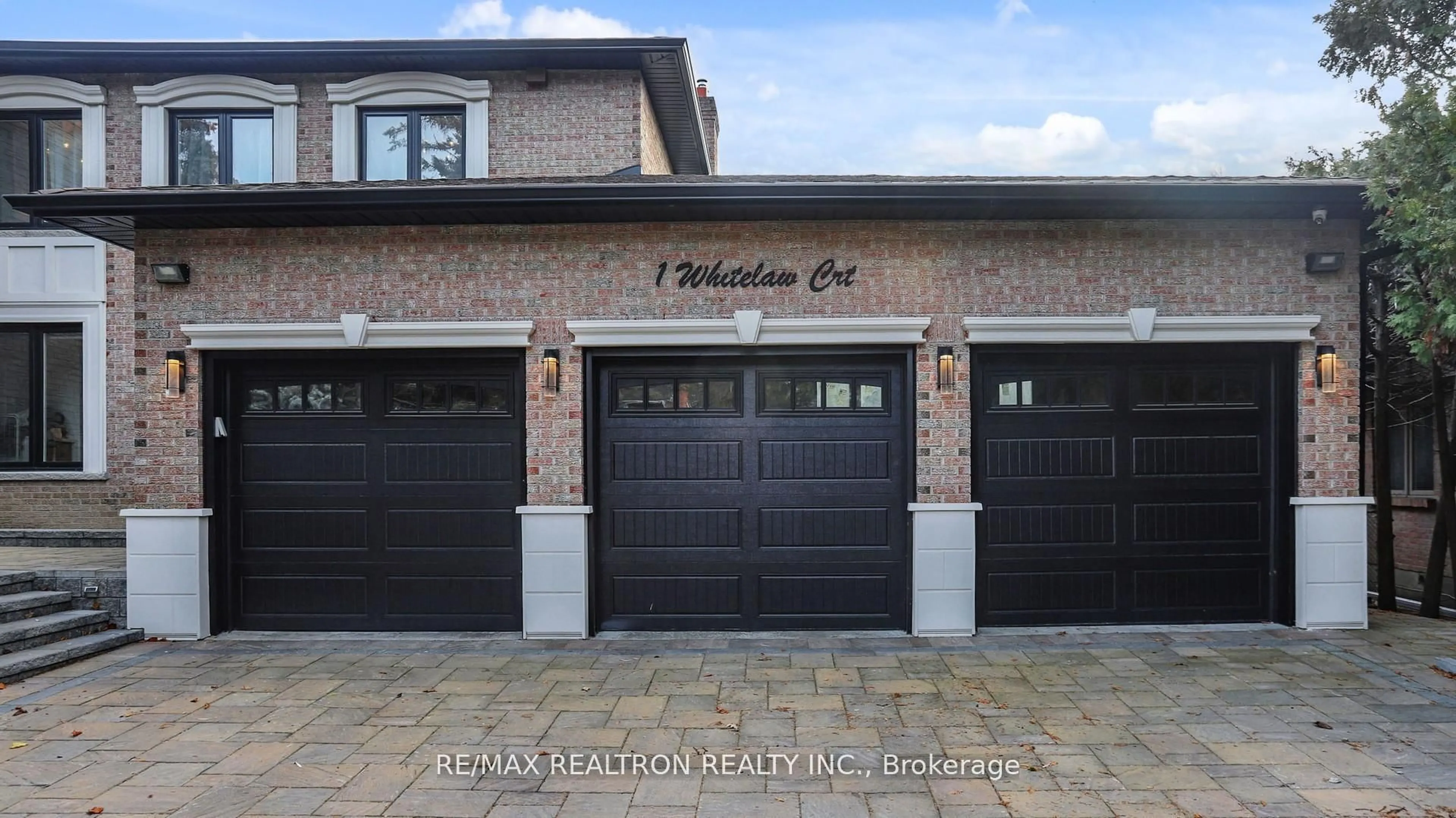 Home with brick exterior material, street for 1 Whitelaw Crt, Markham Ontario L3T 5E6