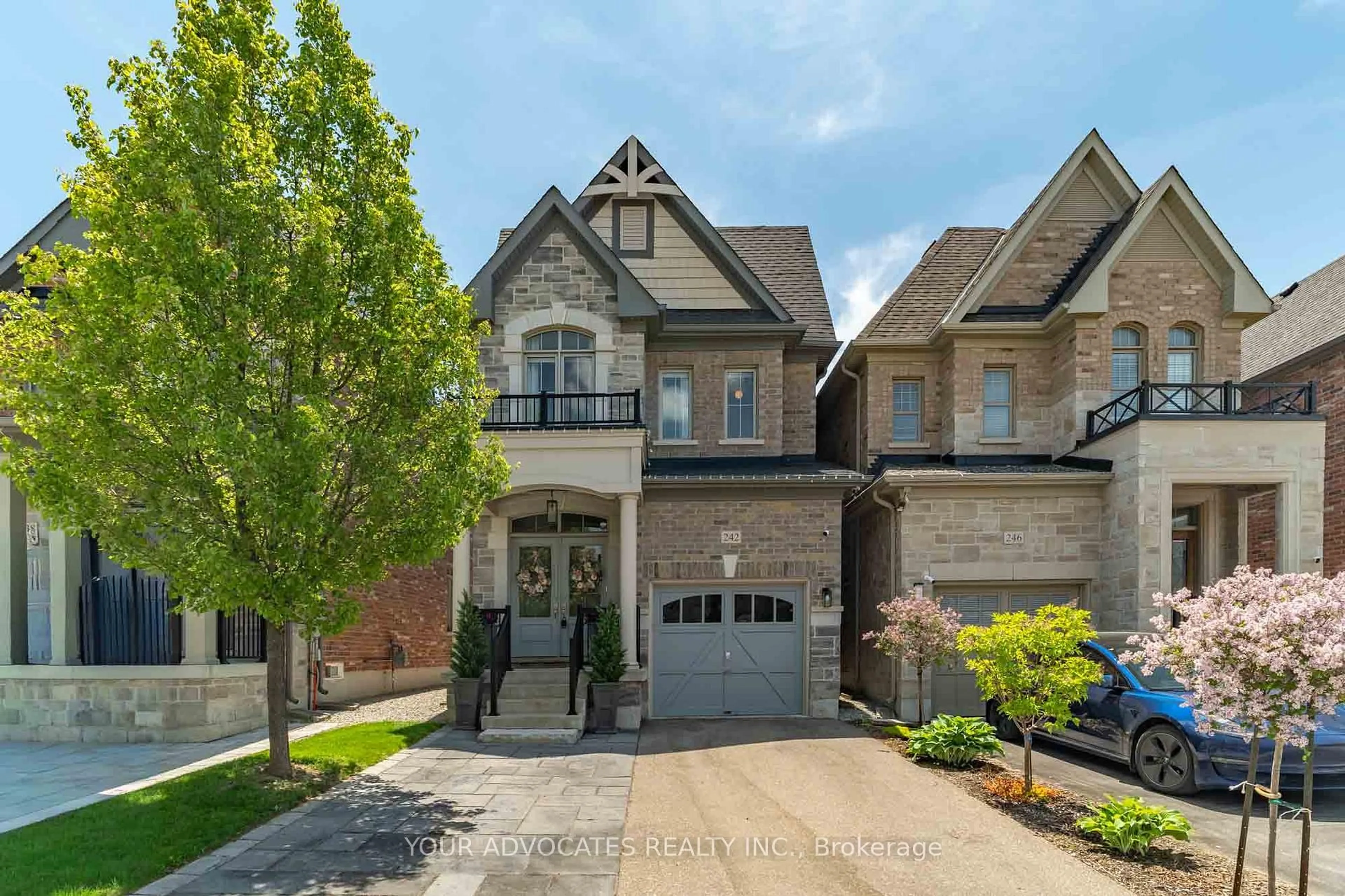 Home with brick exterior material, street for 242 Cranbrook Cres, Vaughan Ontario L4H 4K9