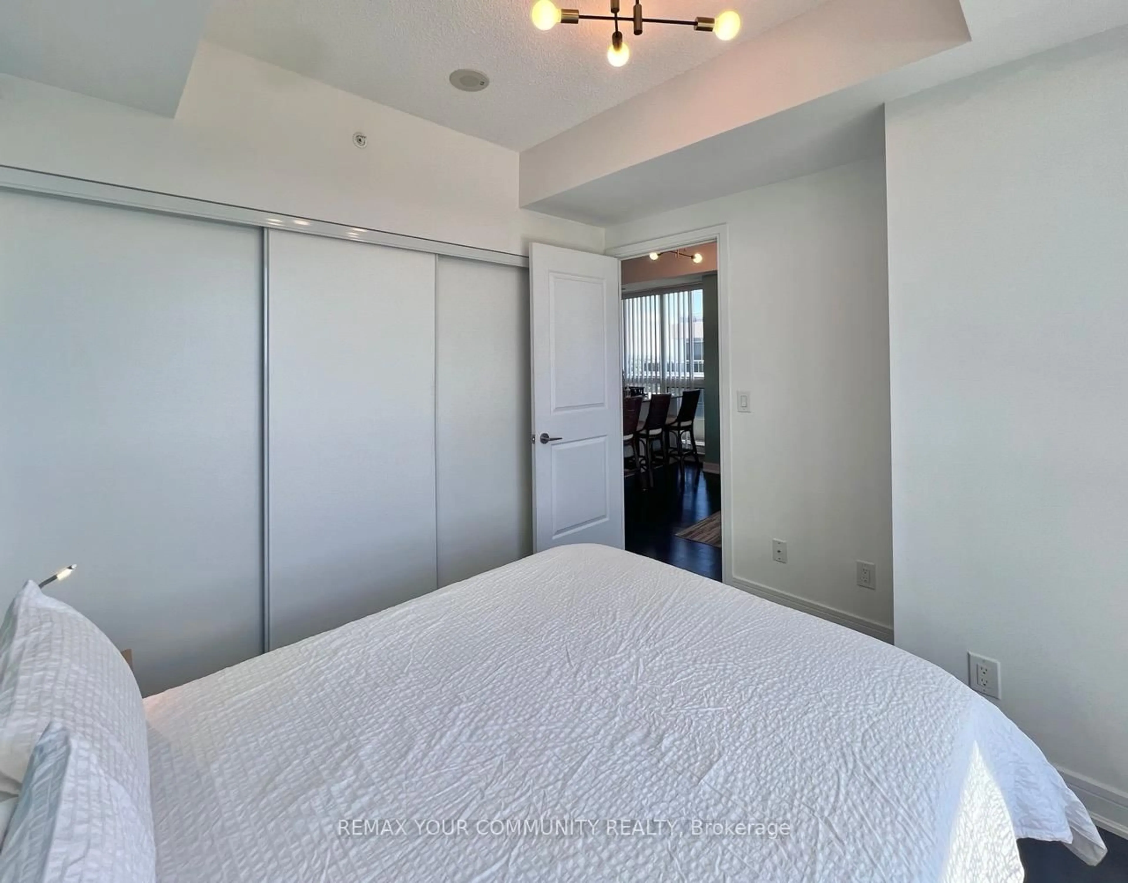 A pic of a room for 9201 Yonge St #1804, Richmond Hill Ontario L4C 6Z2
