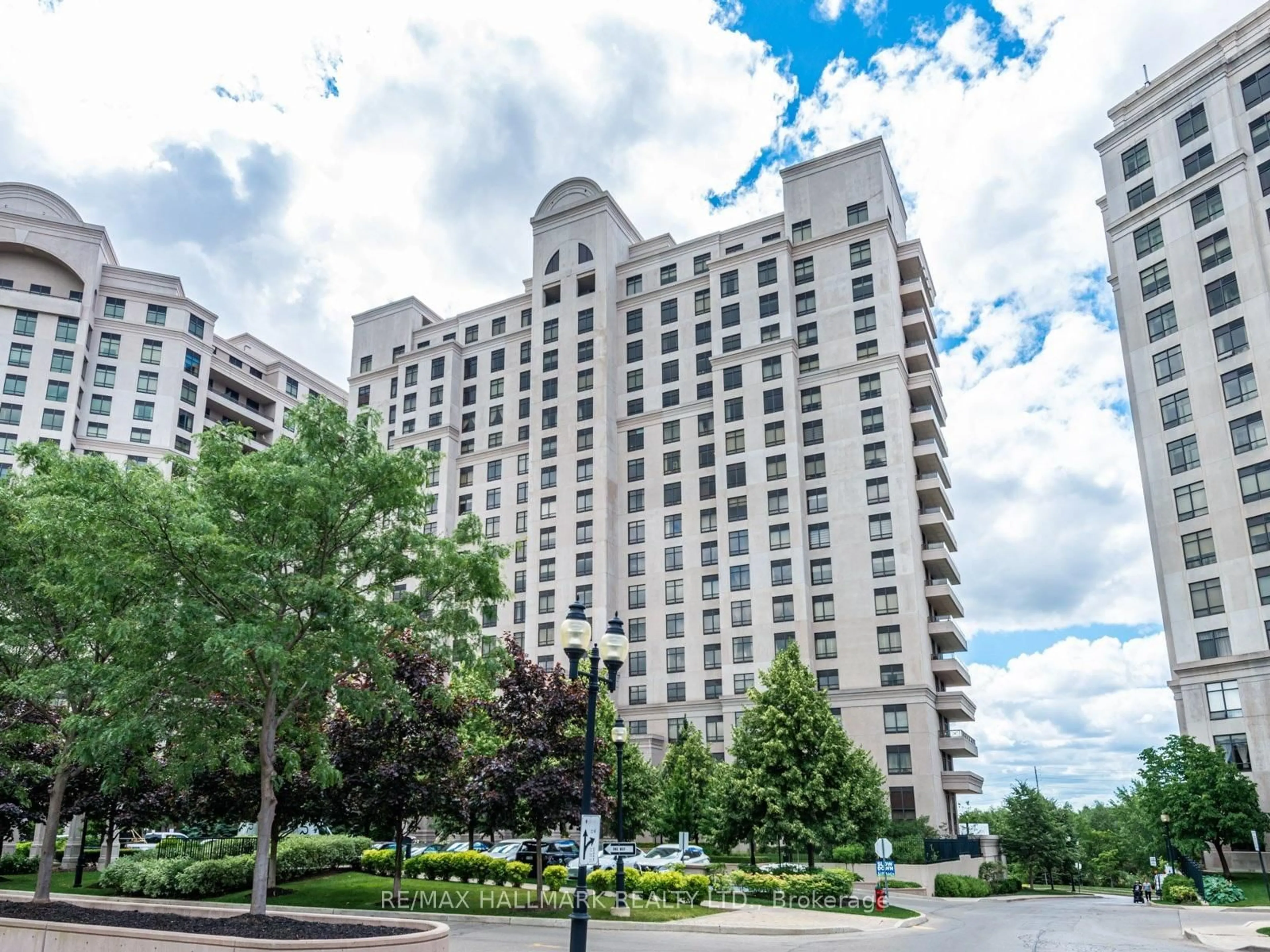 Unknown for 9245 Jane St #303, Vaughan Ontario L6A 0J9