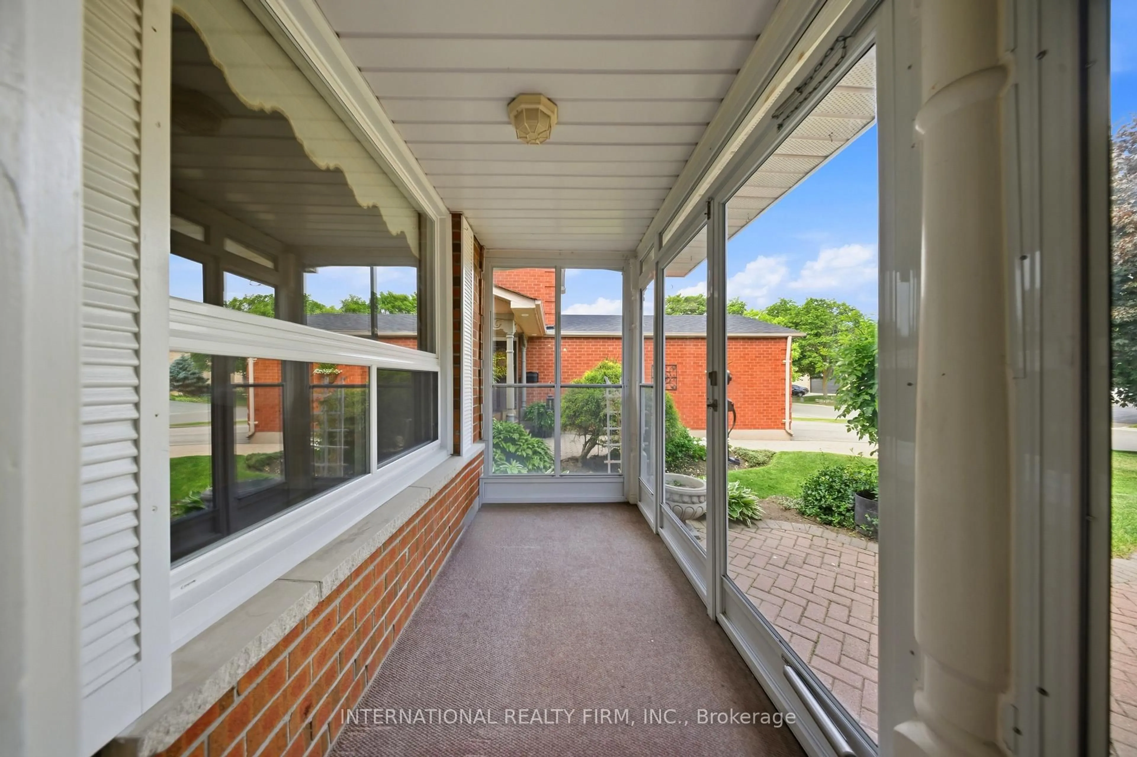 Patio, unknown for 39 Couperthwaite Cres, Markham Ontario L3R 6N4
