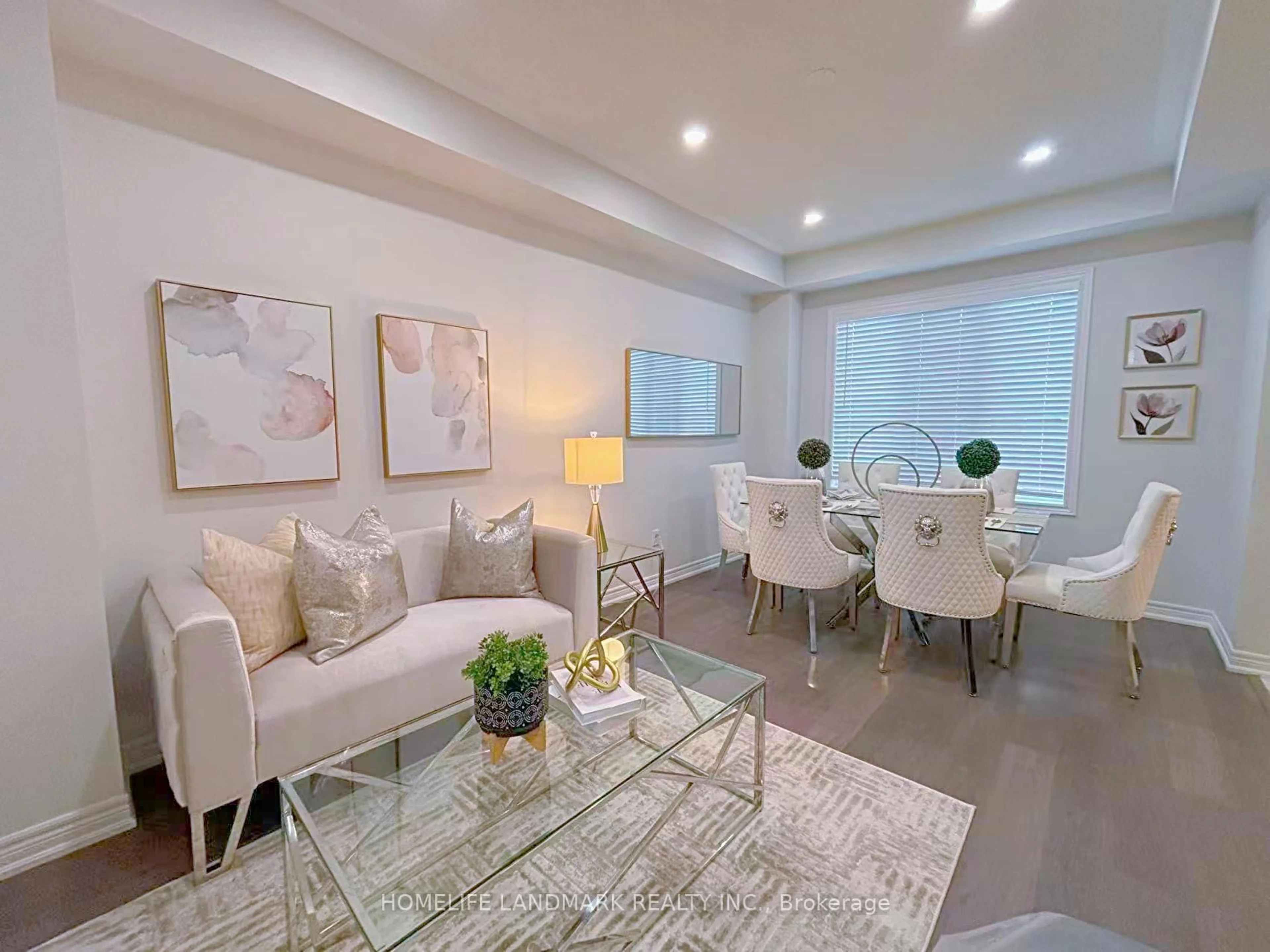 Living room with furniture, unknown for 30 Walter Proctor Rd, East Gwillimbury Ontario L9N 0P1