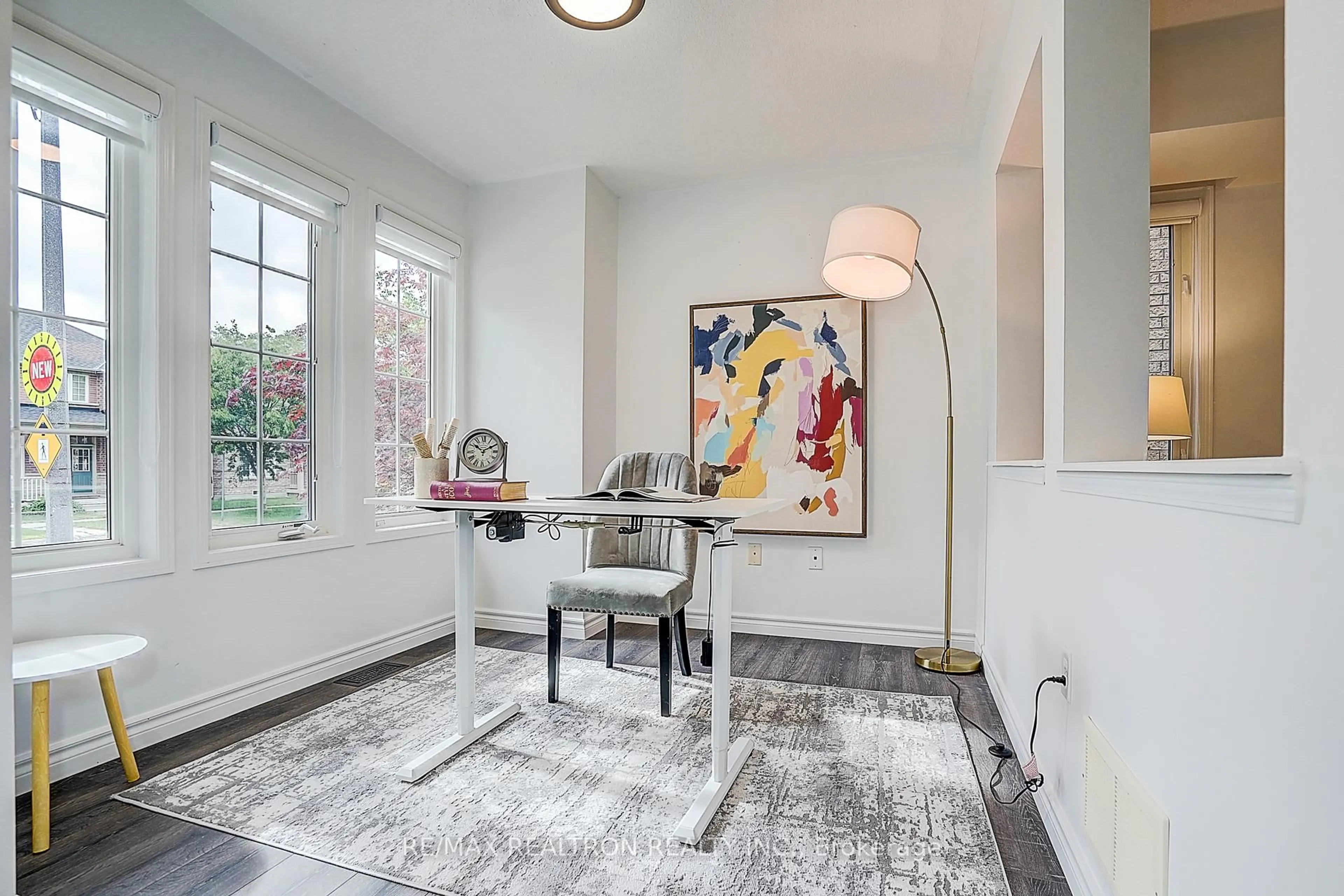 Indoor entryway for 683 Cornell Rouge Blvd, Markham Ontario L6B 0P4
