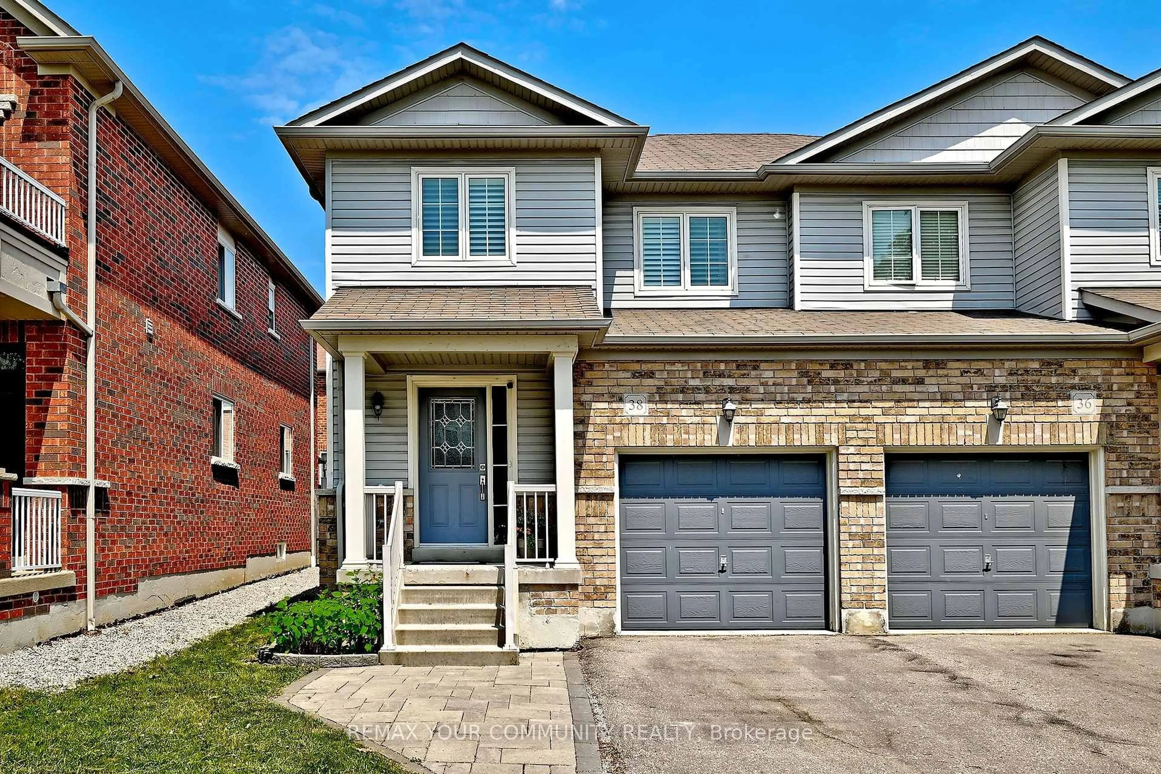 Home with brick exterior material, street for 38 Christian Hoover Dr, Whitchurch-Stouffville Ontario L4A 0X5