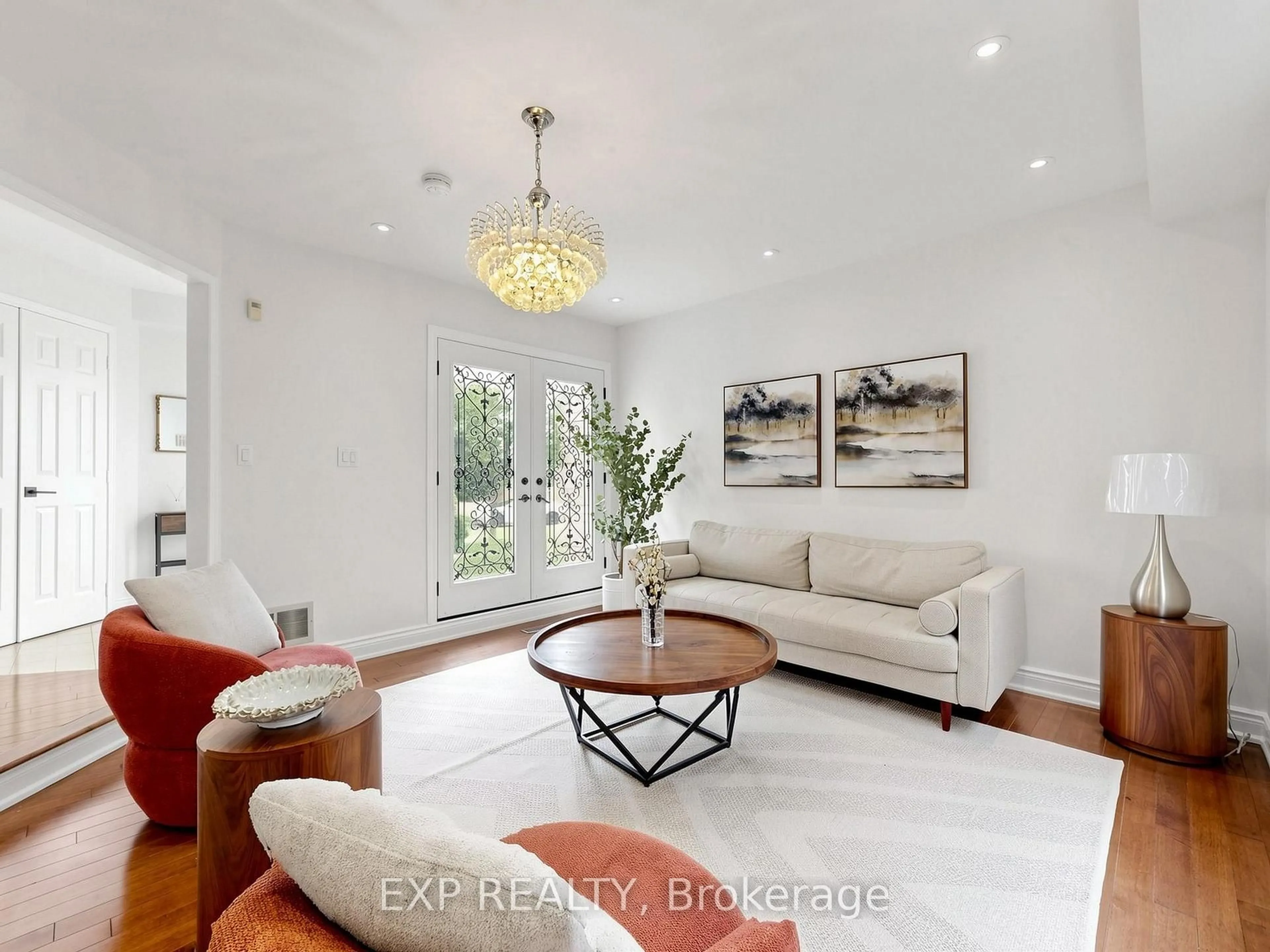 Living room with furniture, unknown for 64 Leno Mills Ave, Richmond Hill Ontario L4S 1C3