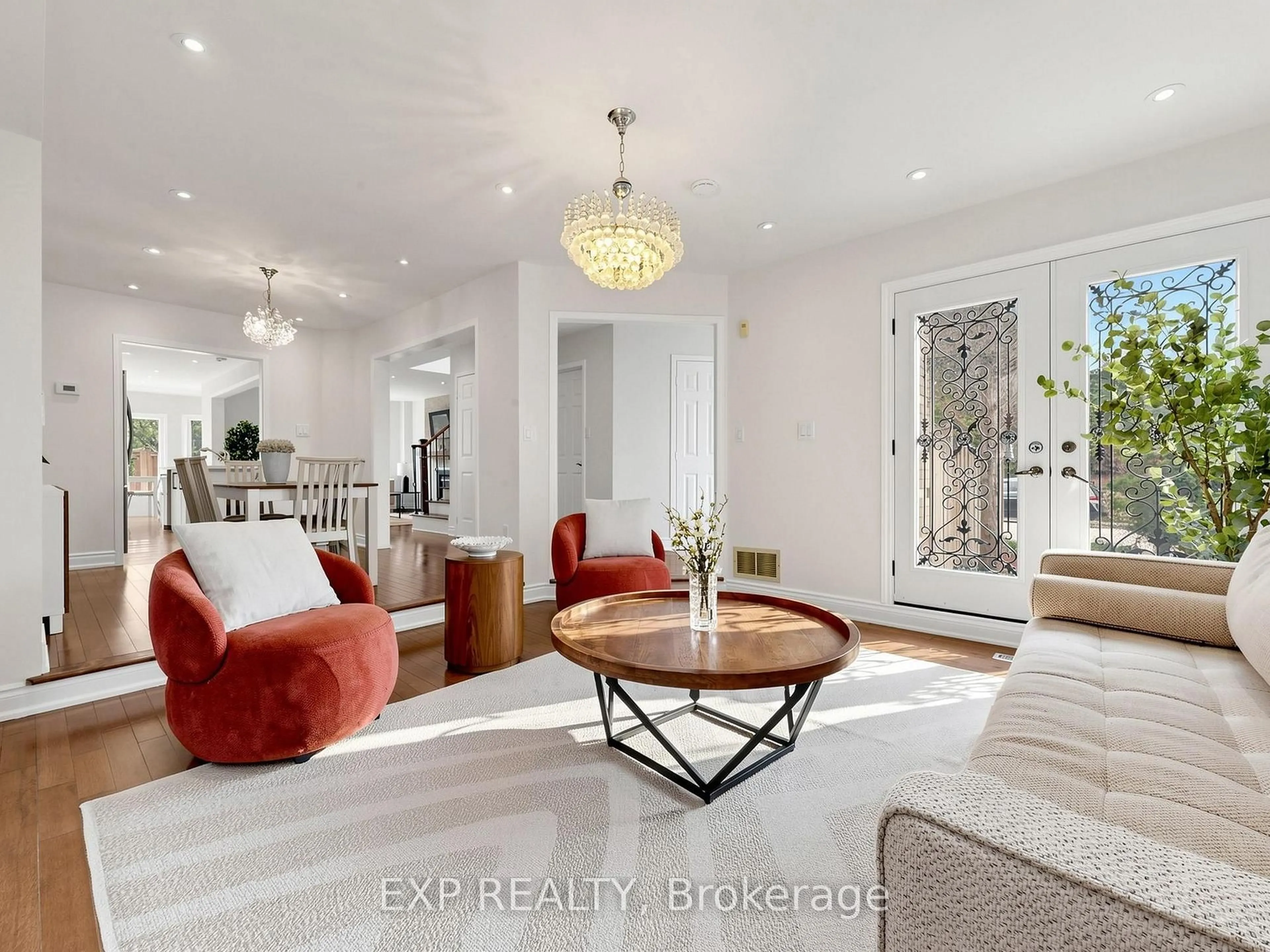 Living room with furniture, unknown for 64 Leno Mills Ave, Richmond Hill Ontario L4S 1C3