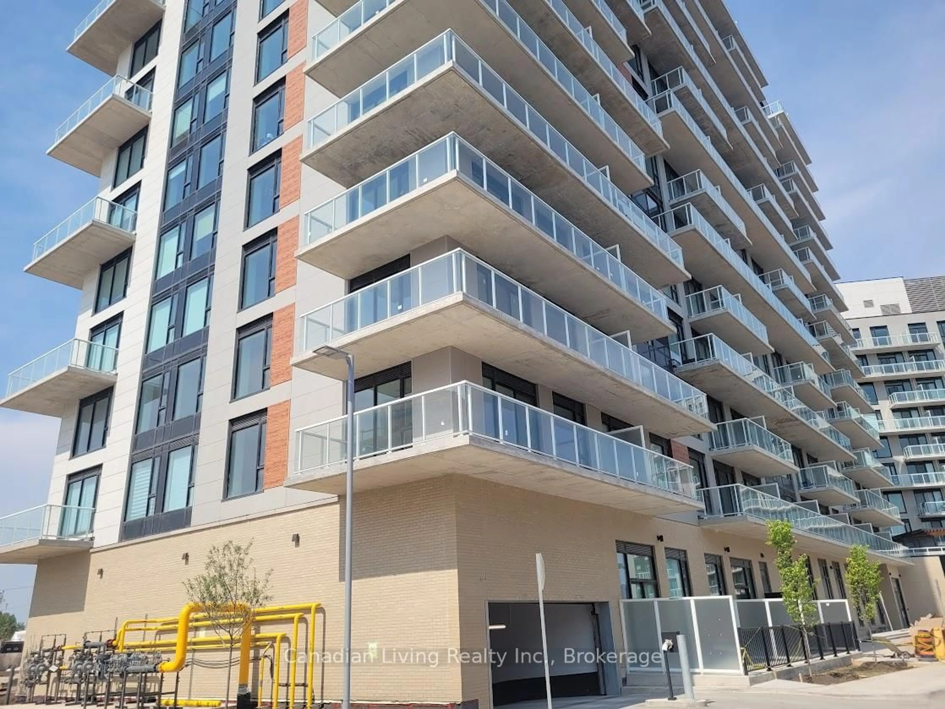 Unknown for 2 David Eyer Rd #825, Richmond Hill Ontario L4S 1M4