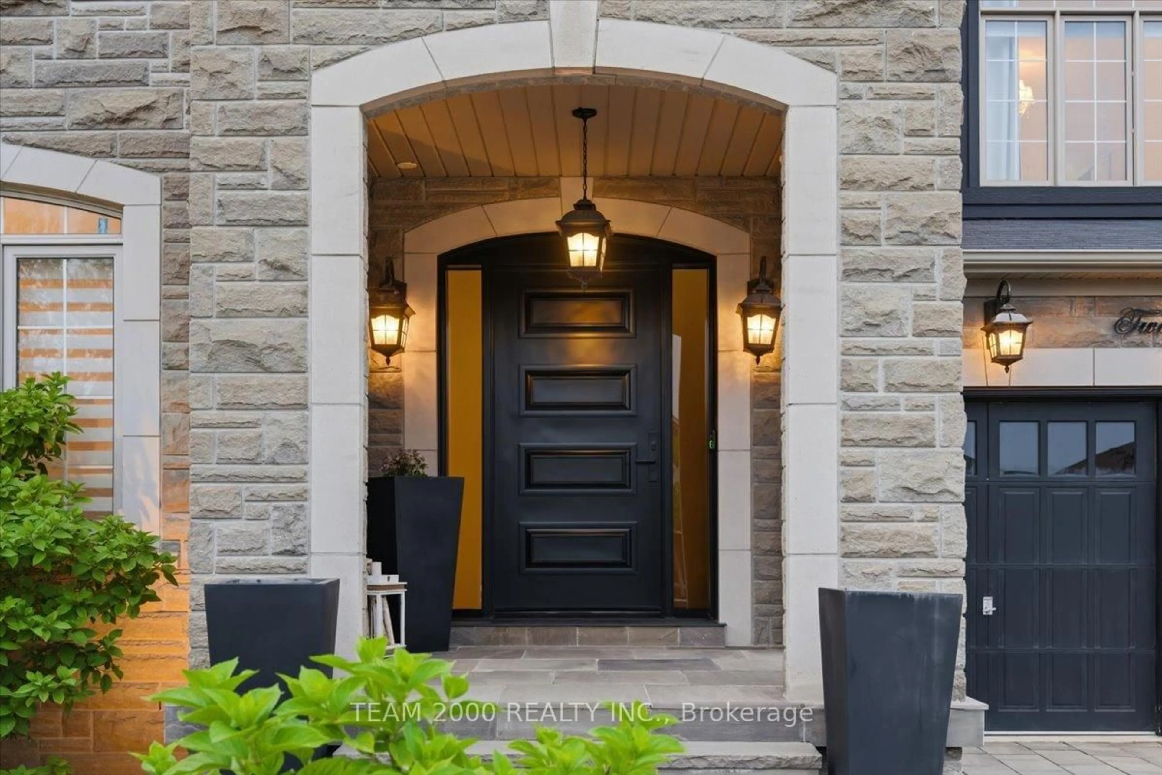 Indoor entryway for 23 Ciro Barillari Crt, Vaughan Ontario L4H 0Z1
