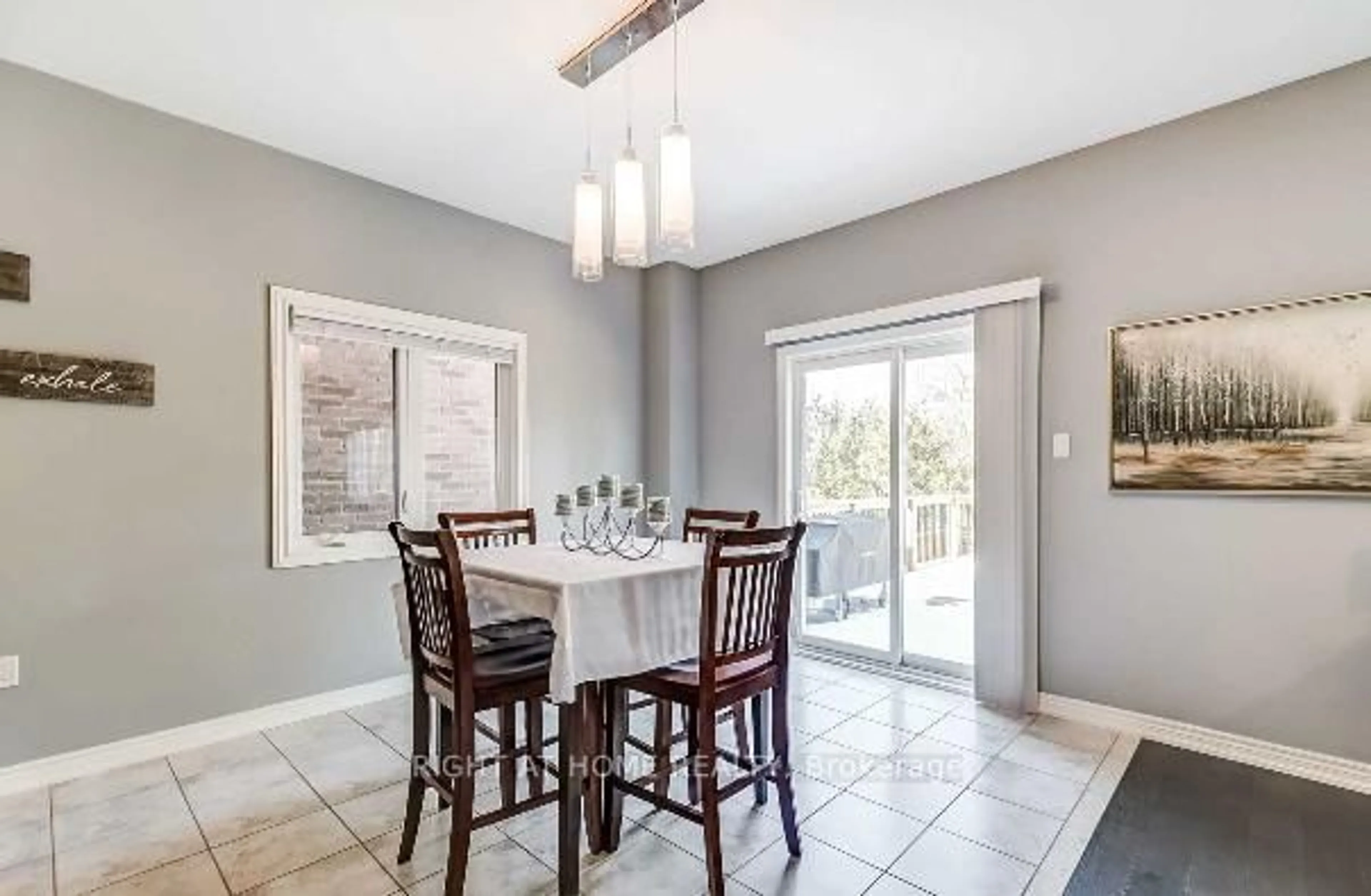 Dining room, ceramic/tile floor for 62 Prosser Cres, Georgina Ontario L0E 1R0