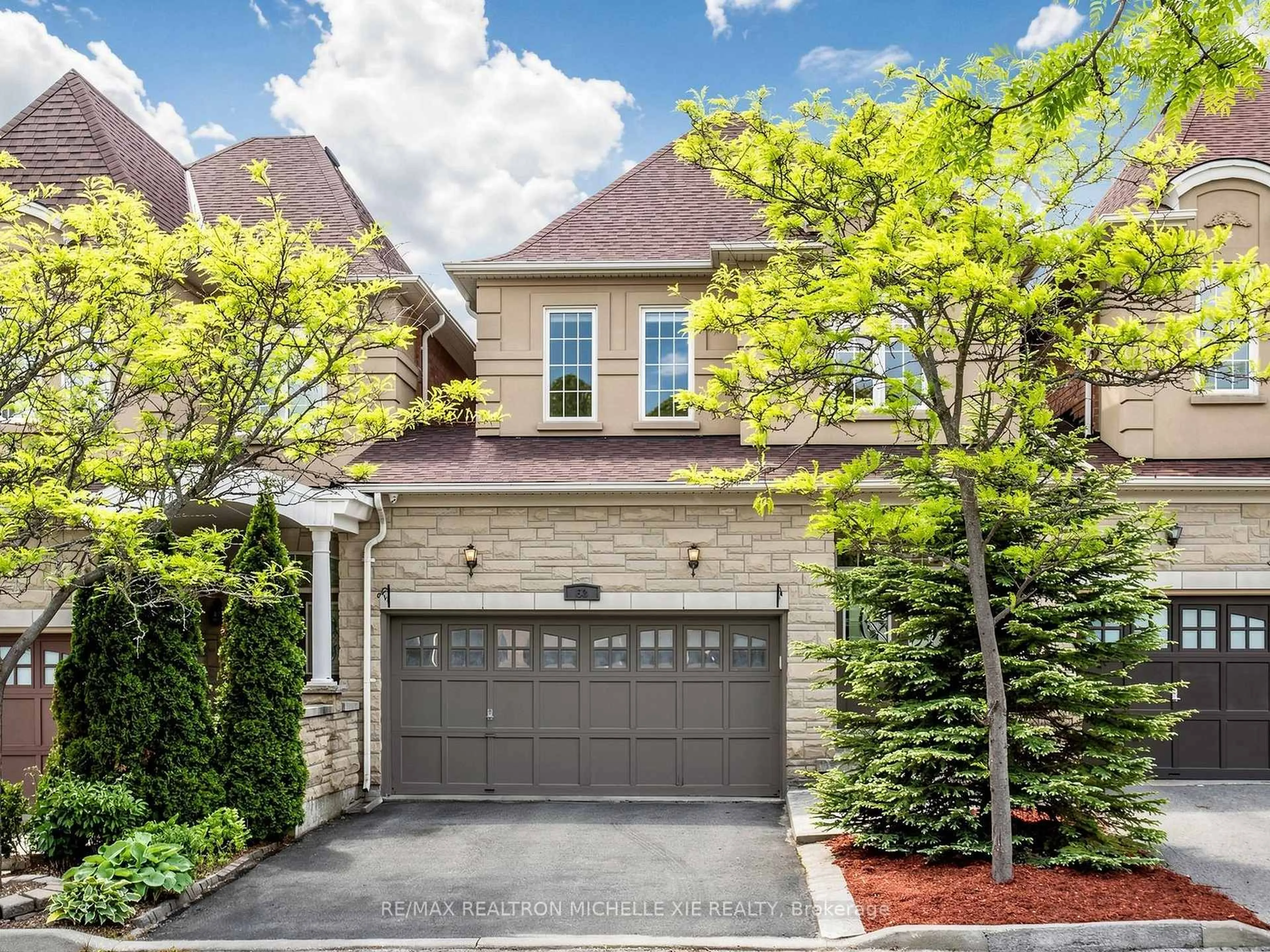 Home with brick exterior material, street for 280 Paradelle Dr #53, Richmond Hill Ontario L4E 0E1