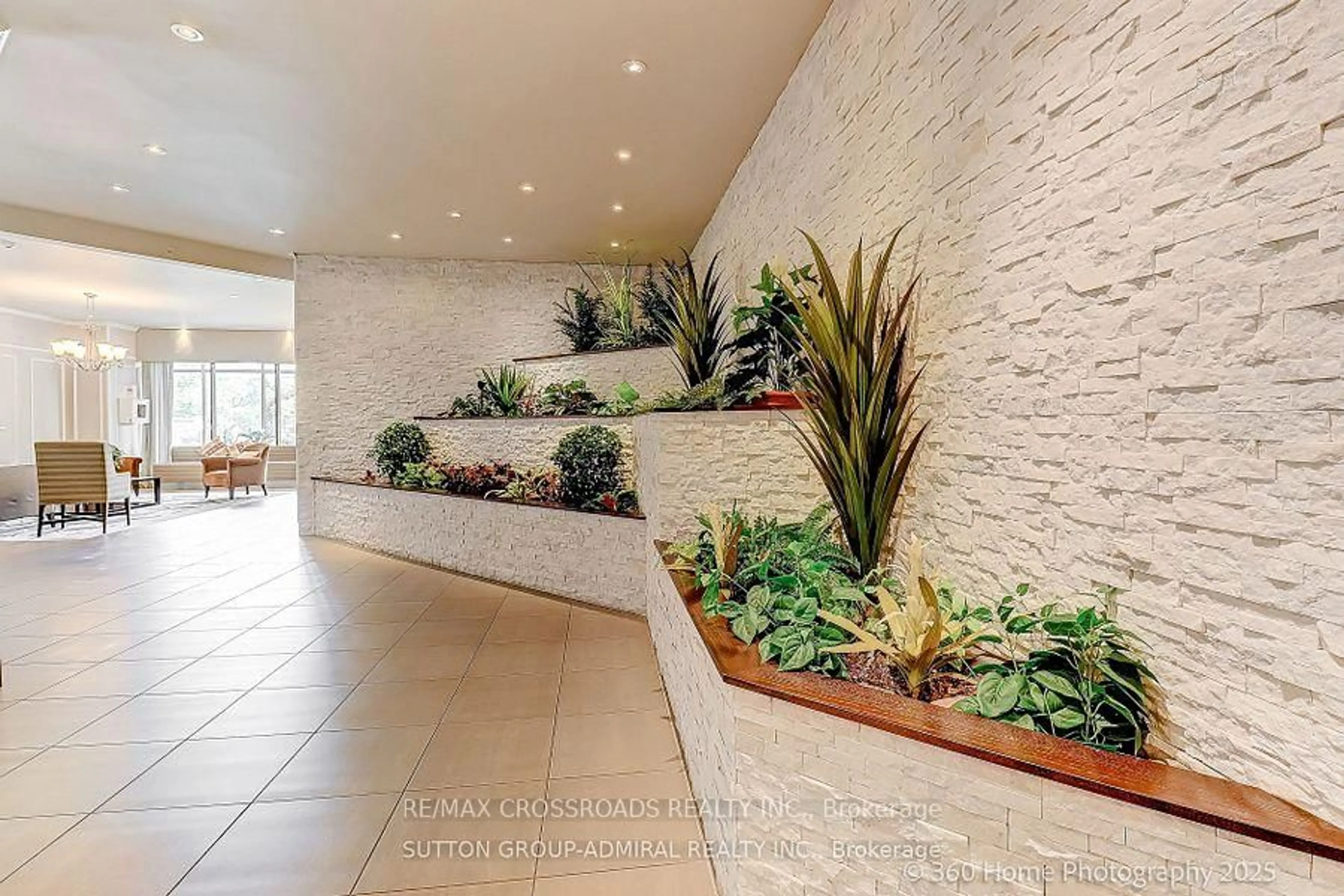 Unknown for 55 Austin Dr ##301, Markham Ontario L3R 8H5