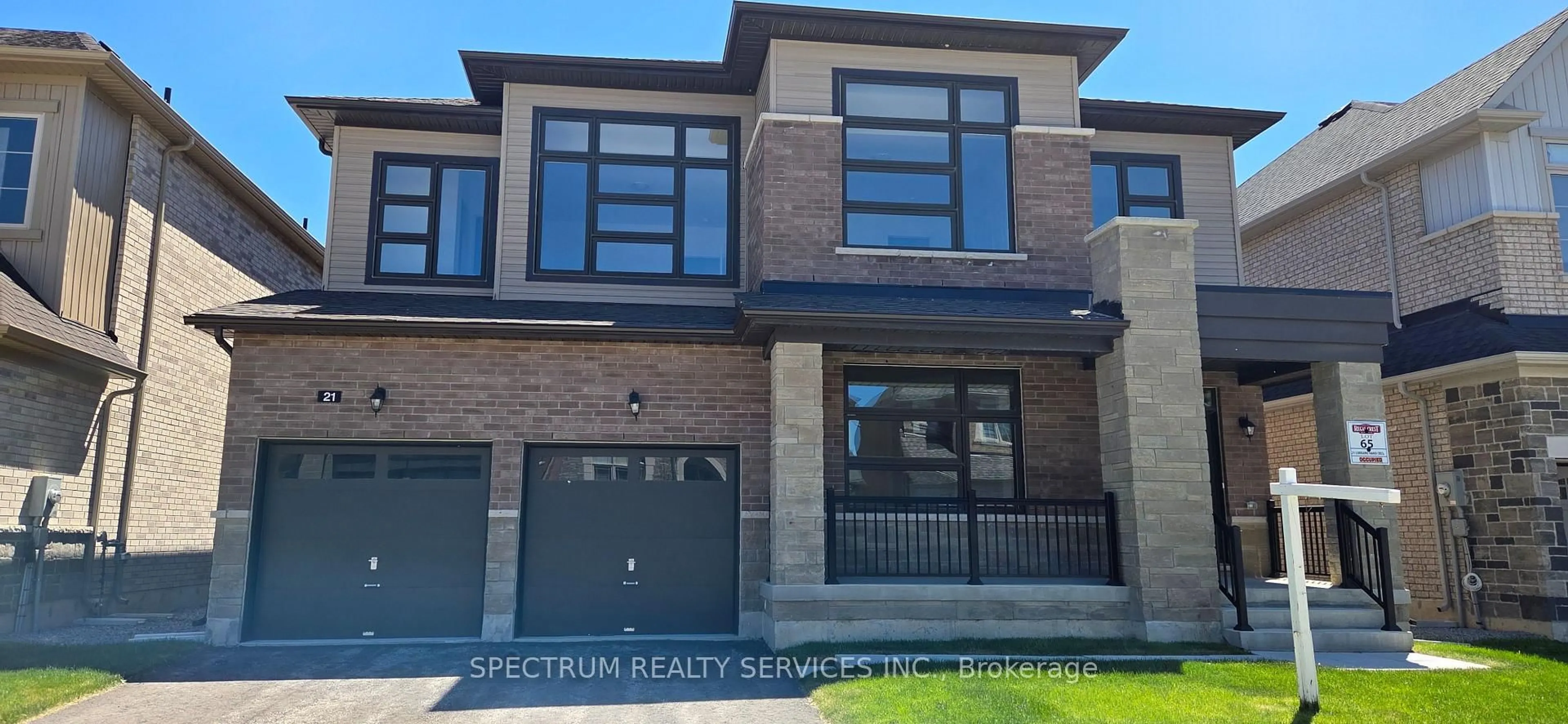 Home with brick exterior material, street for 21 Lorrain Hand Cres, Georgina Ontario L4P 0T2