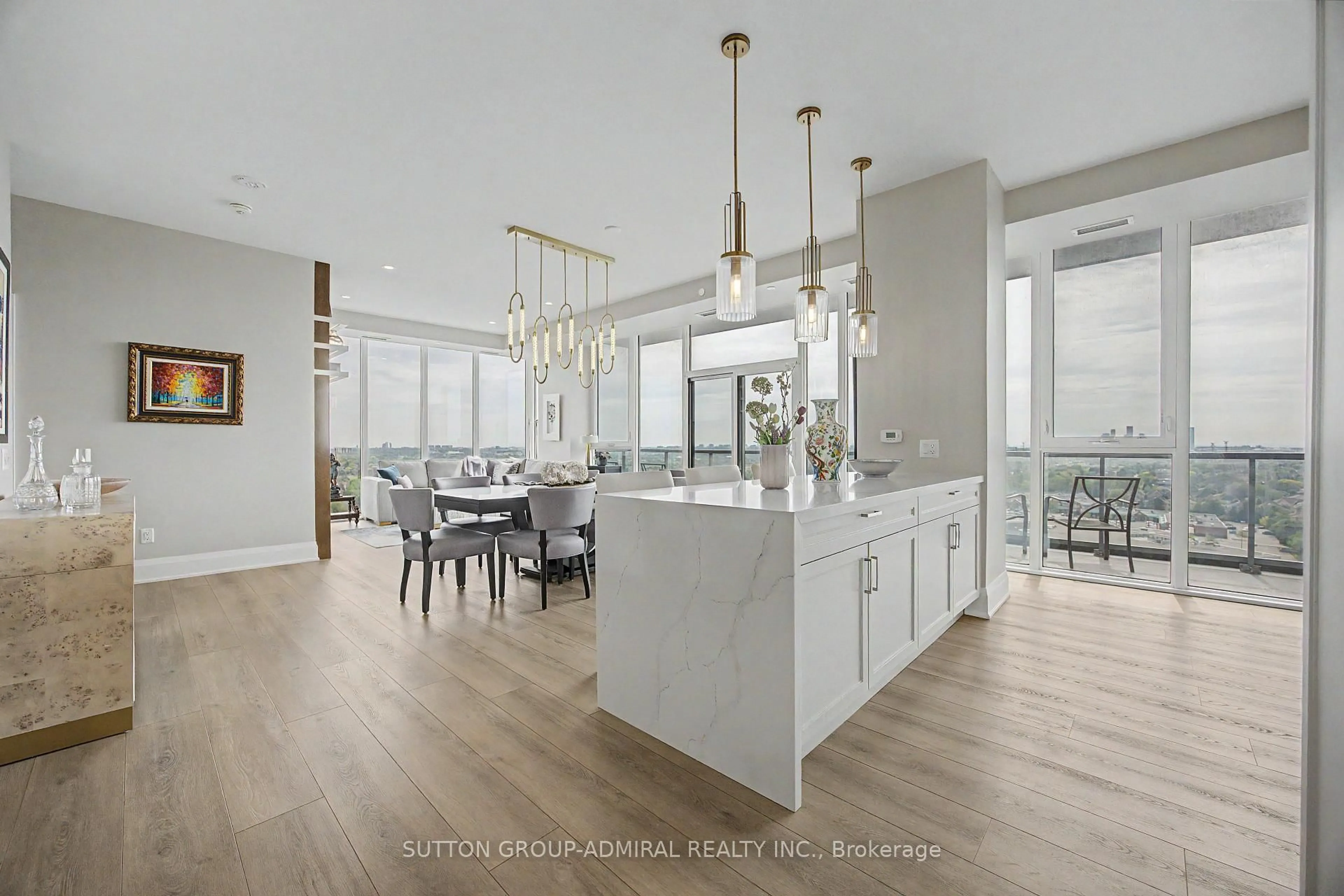 Open concept kitchen, unknown for 10 Gatineau Dr #1502, Vaughan Ontario L4J 0L2
